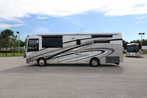 2022 Newmar New Aire 3545 Class A