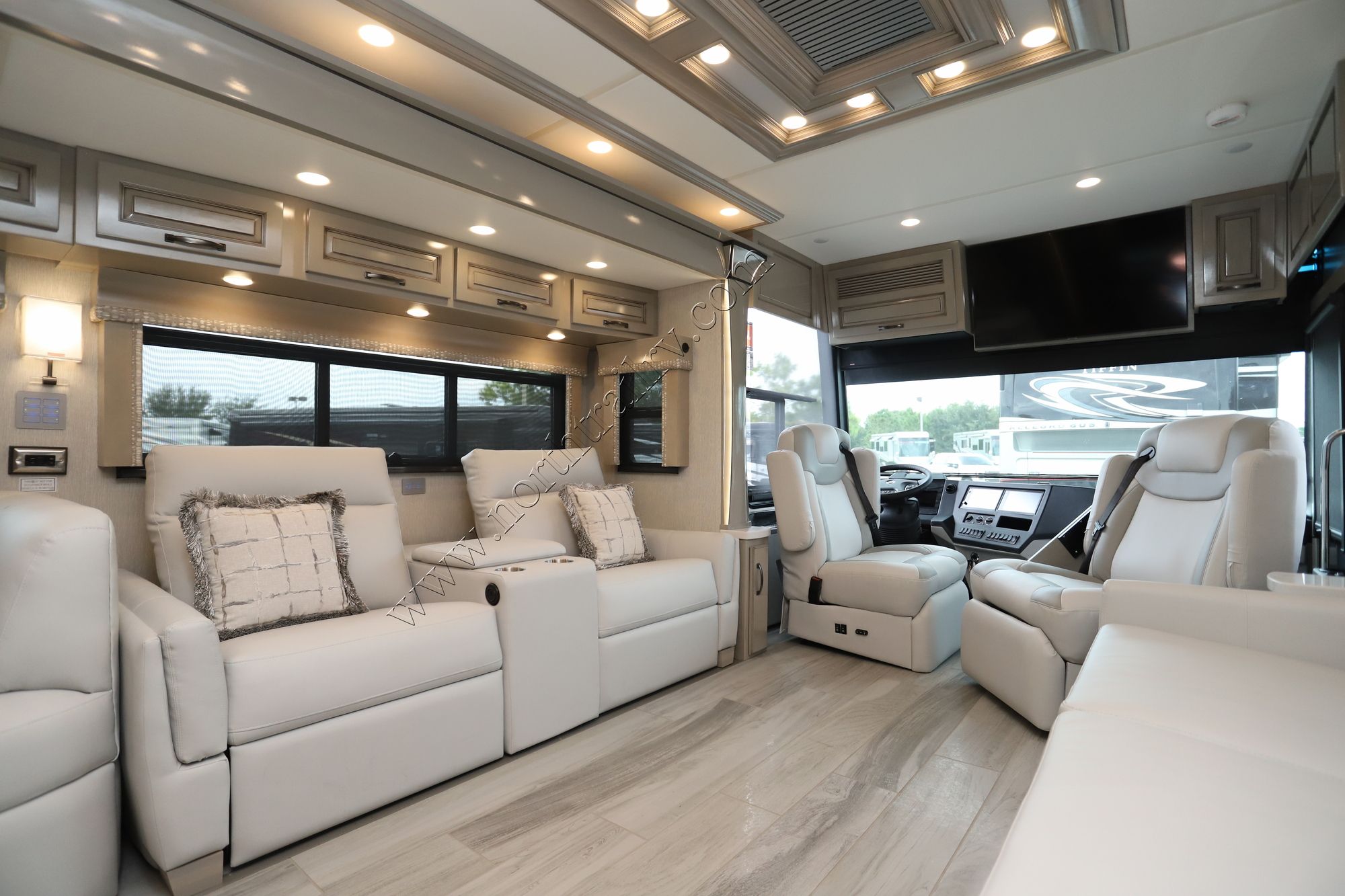 New 2023 Newmar Dutch Star 4369 Class A  For Sale
