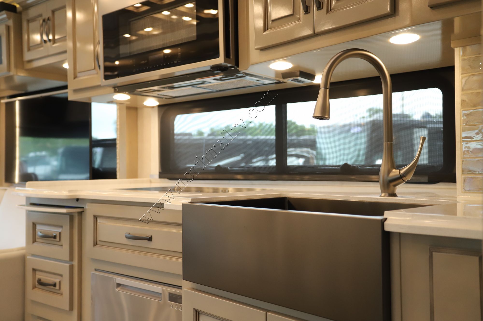 New 2023 Newmar Dutch Star 4369 Class A  For Sale