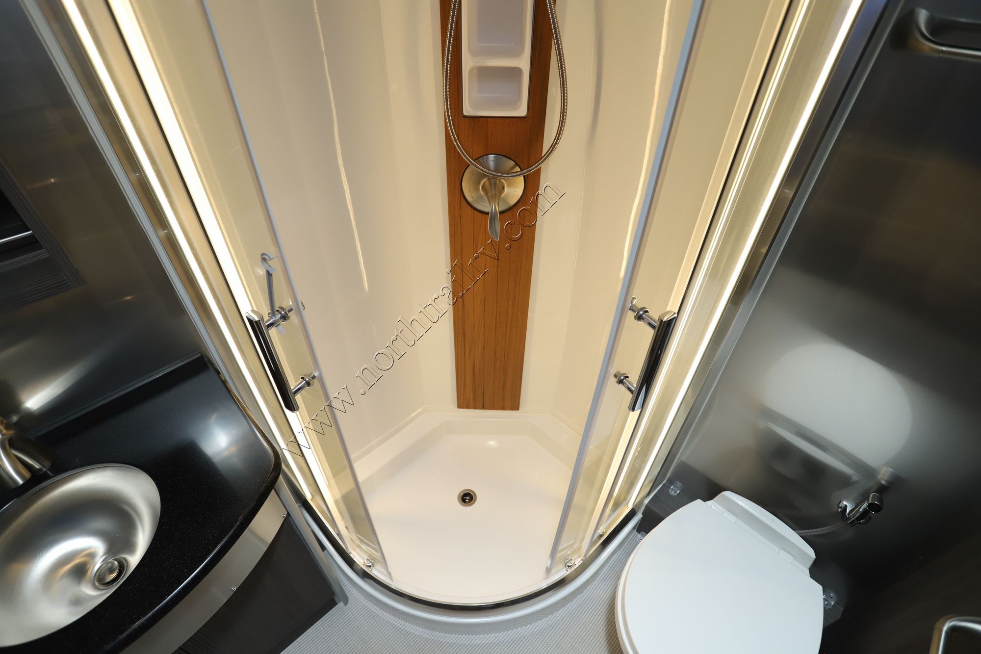 New 2022 Airstream Atlas MB Class C  For Sale