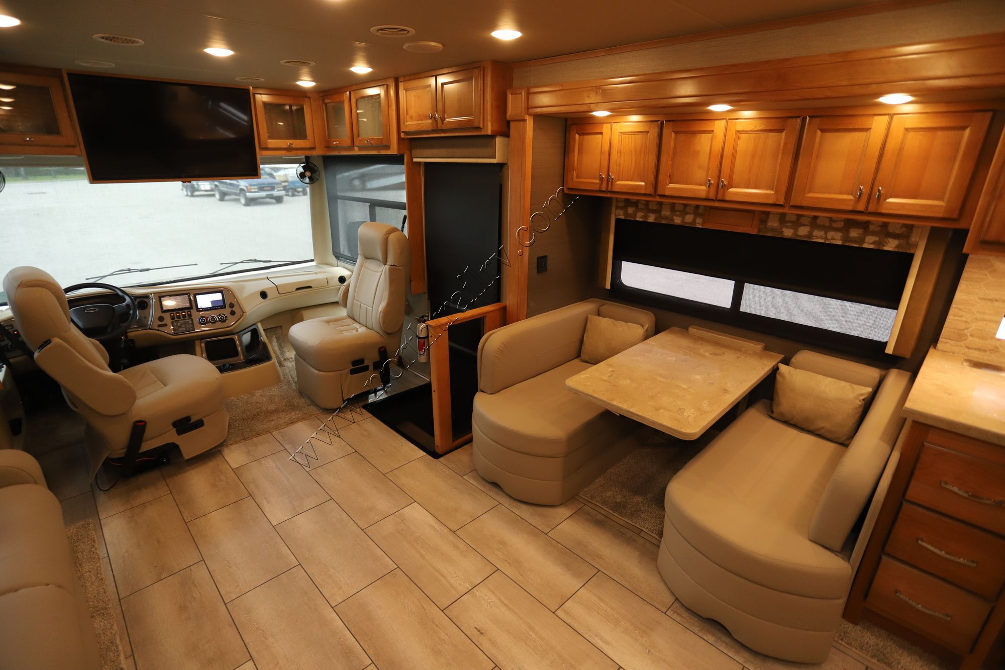 Used 2022 Tiffin Motor Homes Allegro 34PA Class A  For Sale