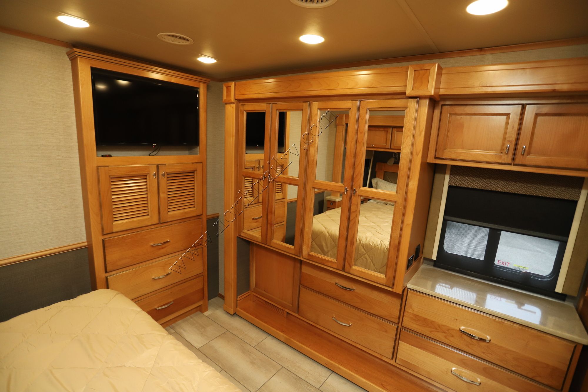 Used 2022 Tiffin Motor Homes Allegro 34PA Class A  For Sale