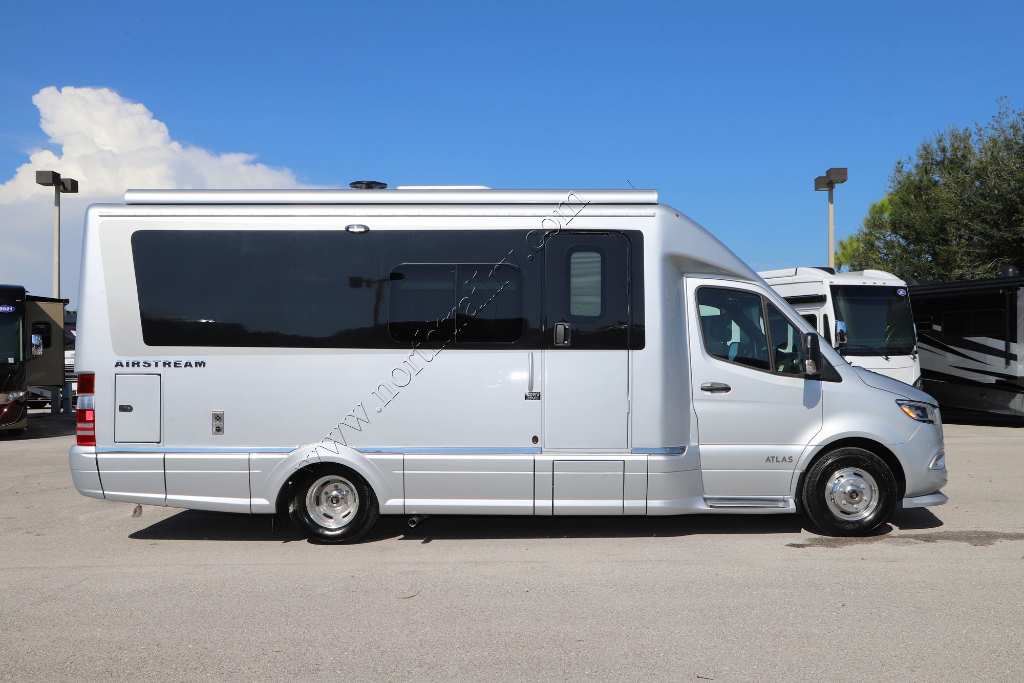 New 2022 Airstream Atlas MURPHY SUITE Class C  For Sale