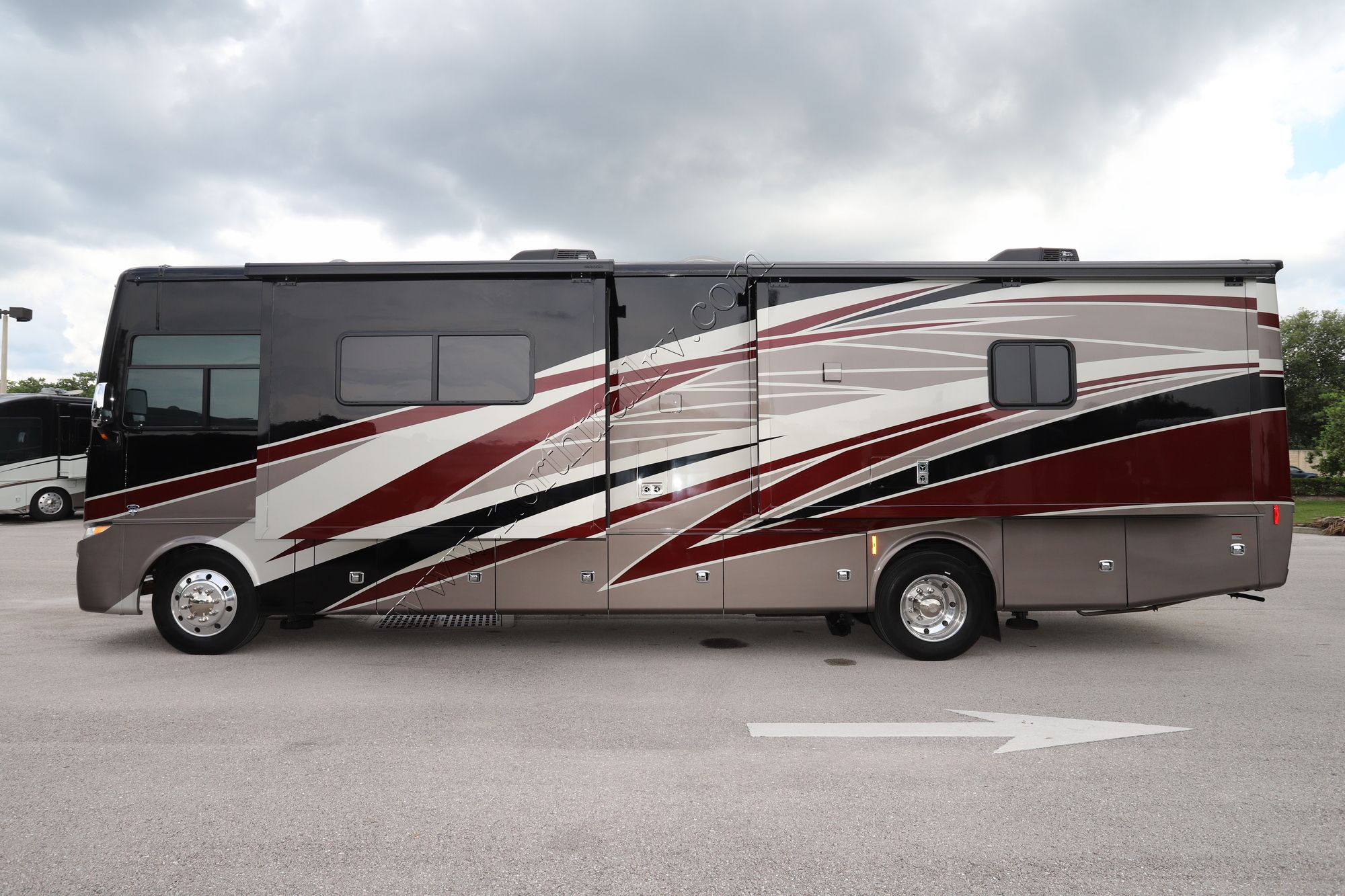 Used 2022 Tiffin Motor Homes Allegro 34PA Class A  For Sale