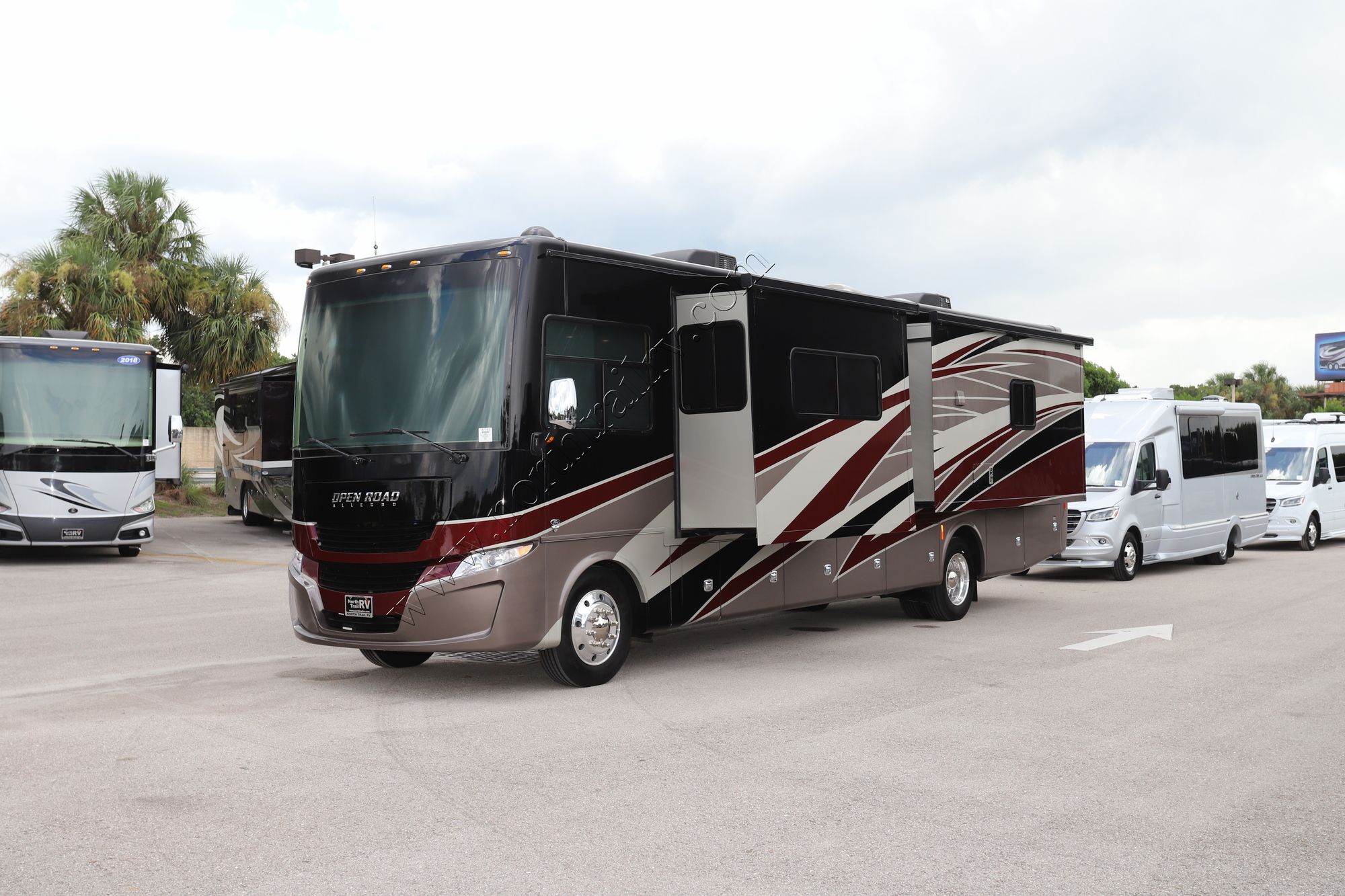 Used 2022 Tiffin Motor Homes Allegro 34PA Class A  For Sale