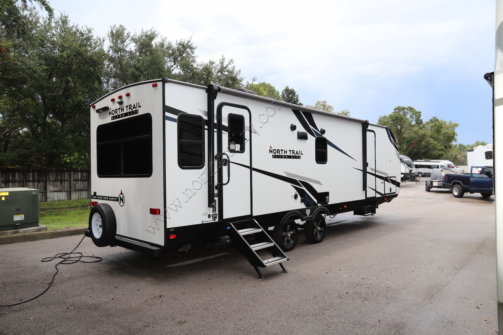 New 2023 Heartland Rv North Trail 25LRSS Travel Trailer  For Sale