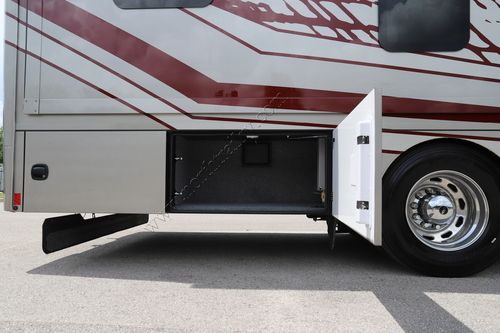 2023 Renegade Rv Valencia 38BB