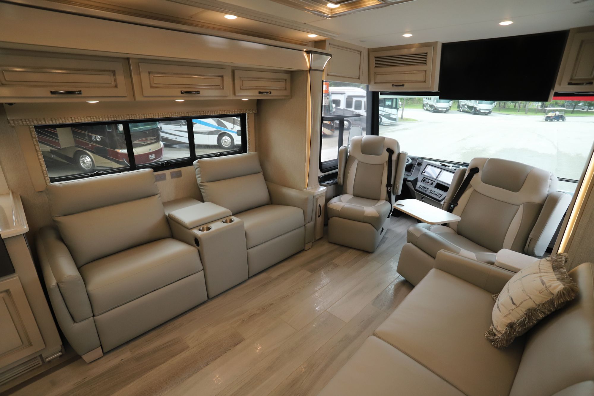 New 2023 Newmar Dutch Star 4370 Class A  For Sale