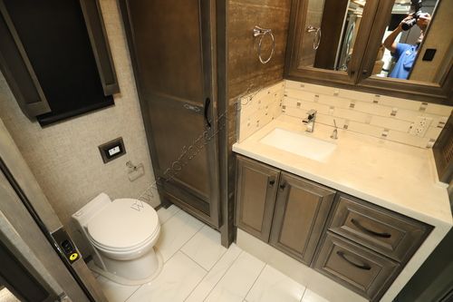 2023 Tiffin Motor Homes Phaeton 37BH