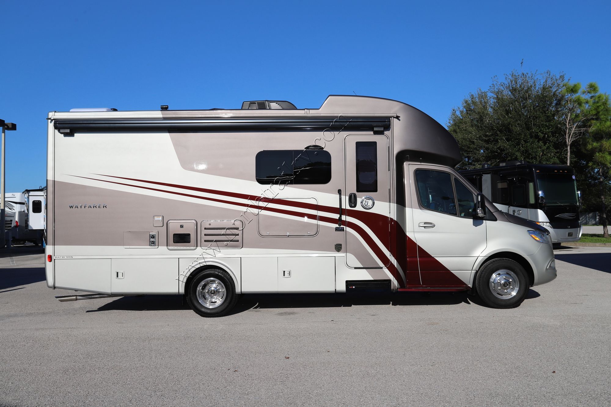 New 2023 Tiffin Motor Homes Wayfarer 25RW Class C  For Sale