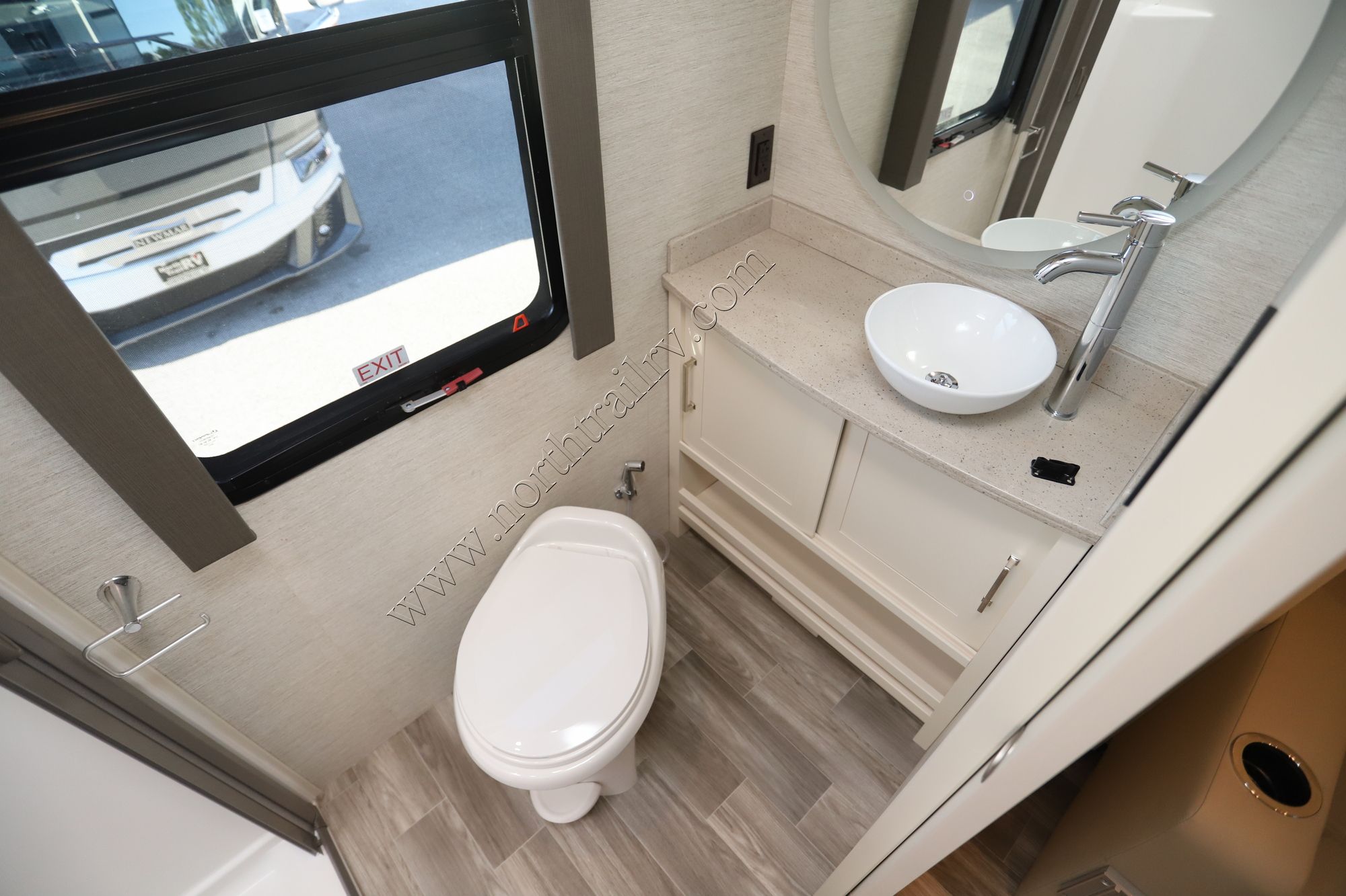 New 2023 Tiffin Motor Homes Wayfarer 25RW Class C  For Sale