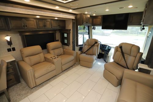 2023 Tiffin Motor Homes Phaeton 37BH