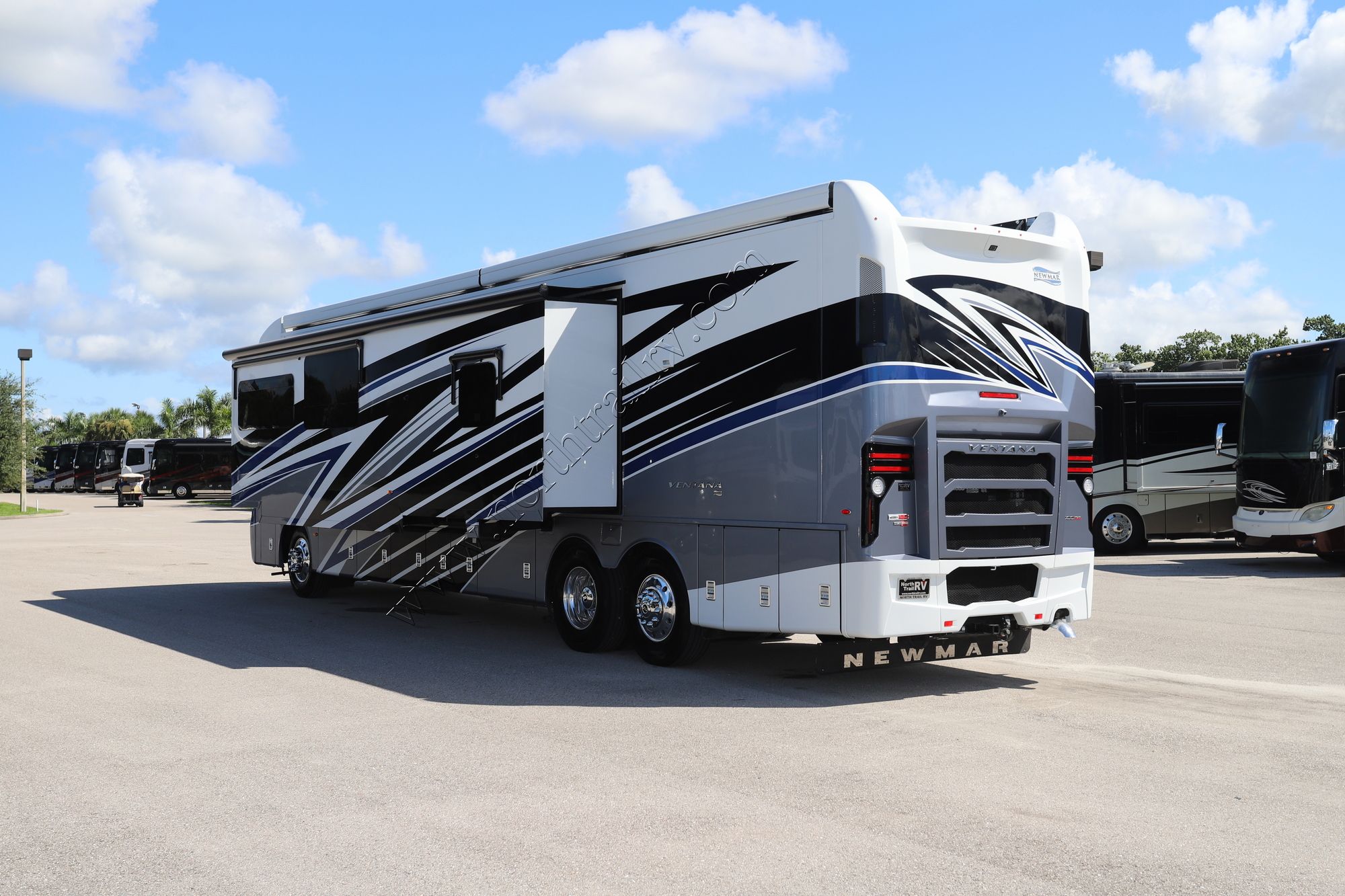 New 2023 Newmar Ventana 4369 Class A  For Sale