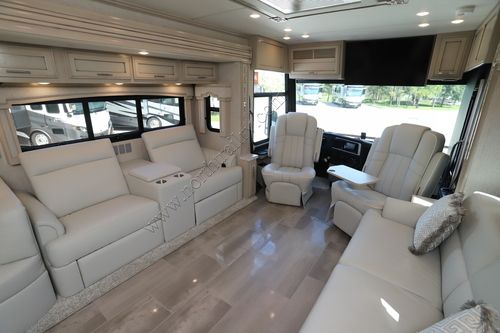 2023 Newmar Ventana 4369