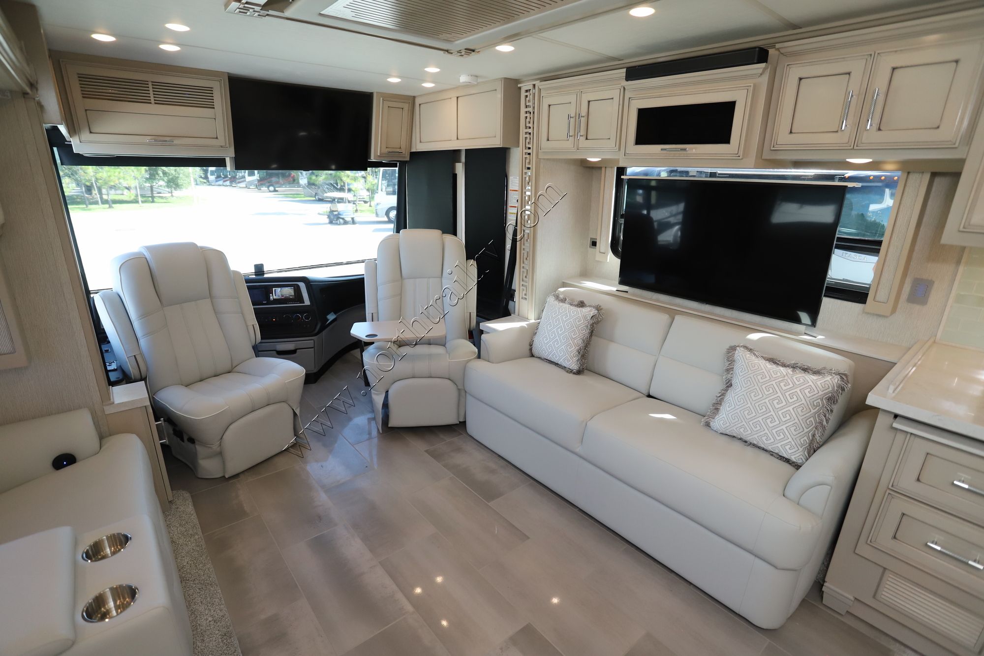 New 2023 Newmar Ventana 4369 Class A  For Sale