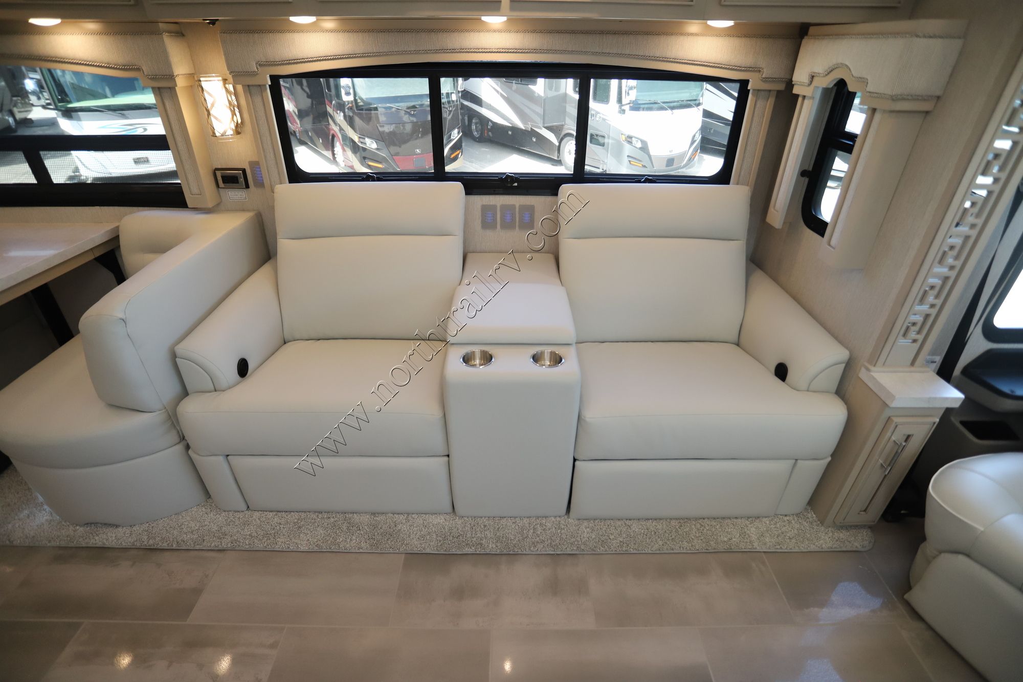 New 2023 Newmar Ventana 4369 Class A  For Sale