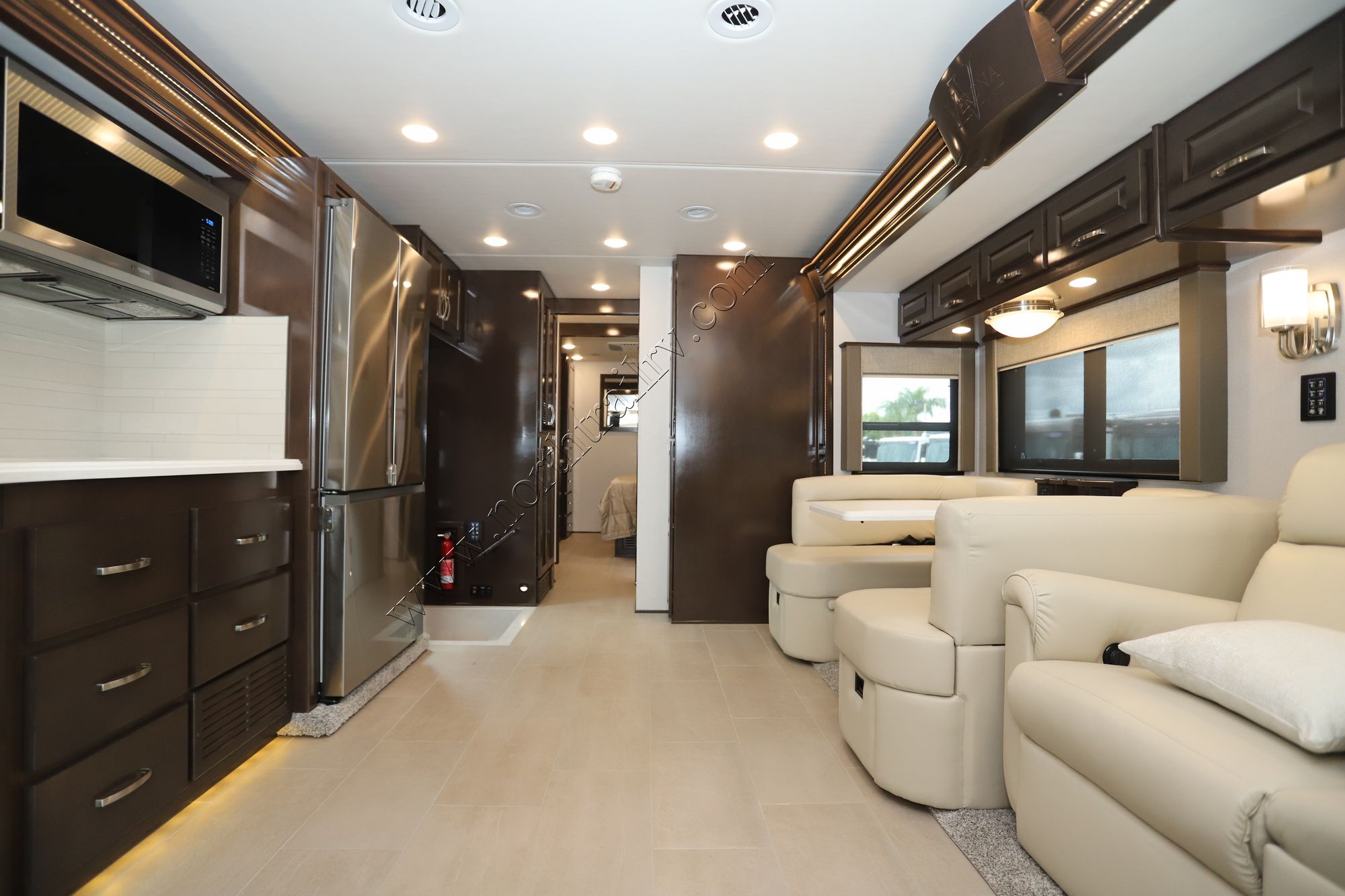 New 2023 Renegade Rv Verona Le 38LDG Super C  For Sale