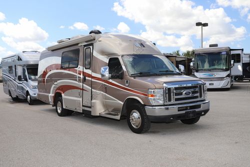 2013 Coach House Platinum 261XL