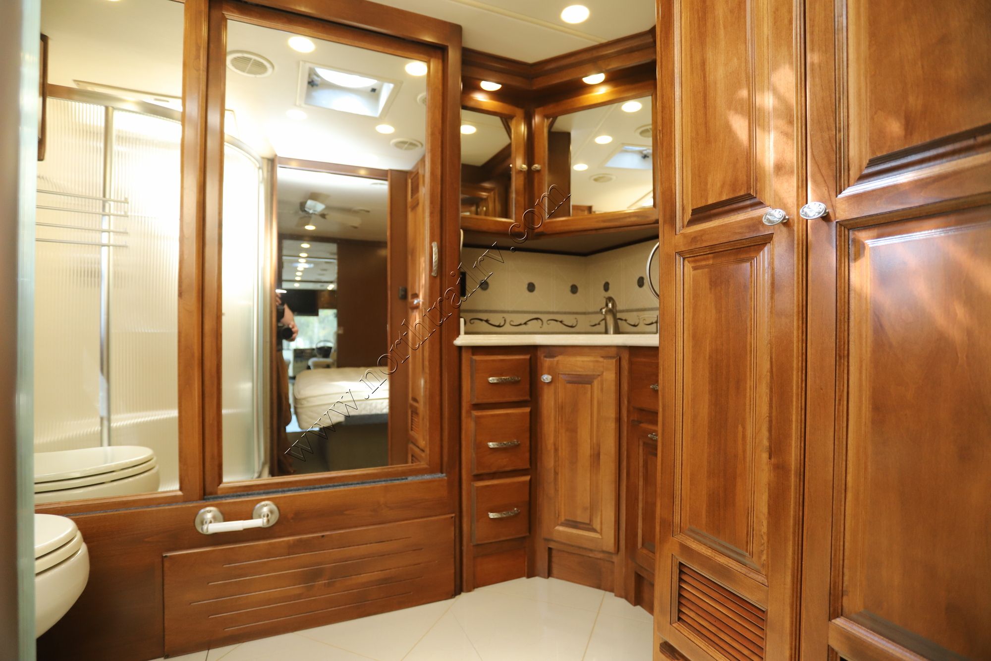 Used 2012 Tiffin Motor Homes Phaeton 40QBH Class A  For Sale