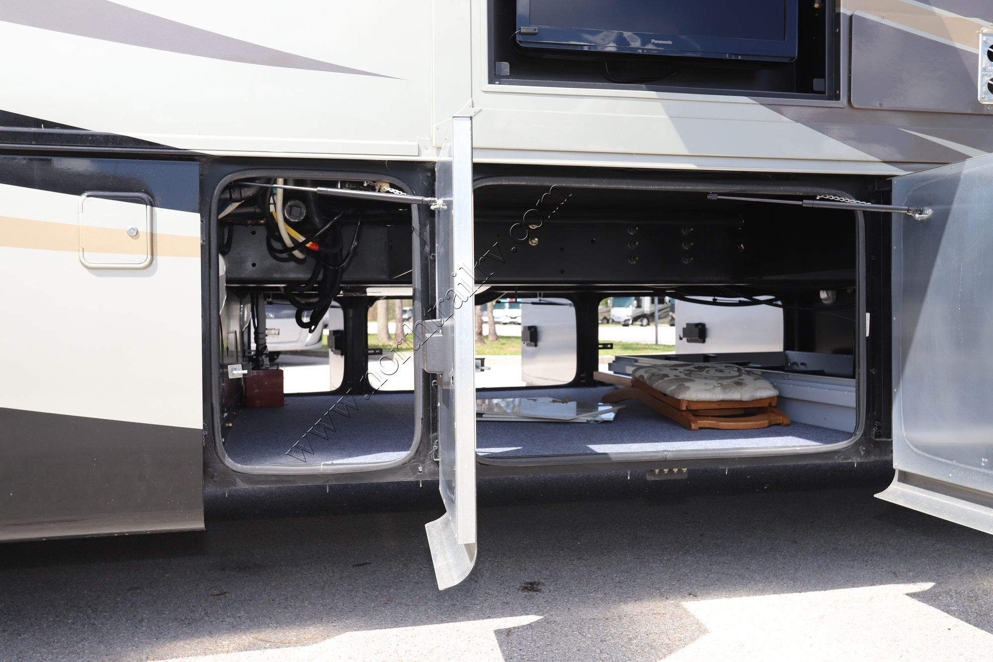 Used 2012 Tiffin Motor Homes Phaeton 40QBH Class A  For Sale