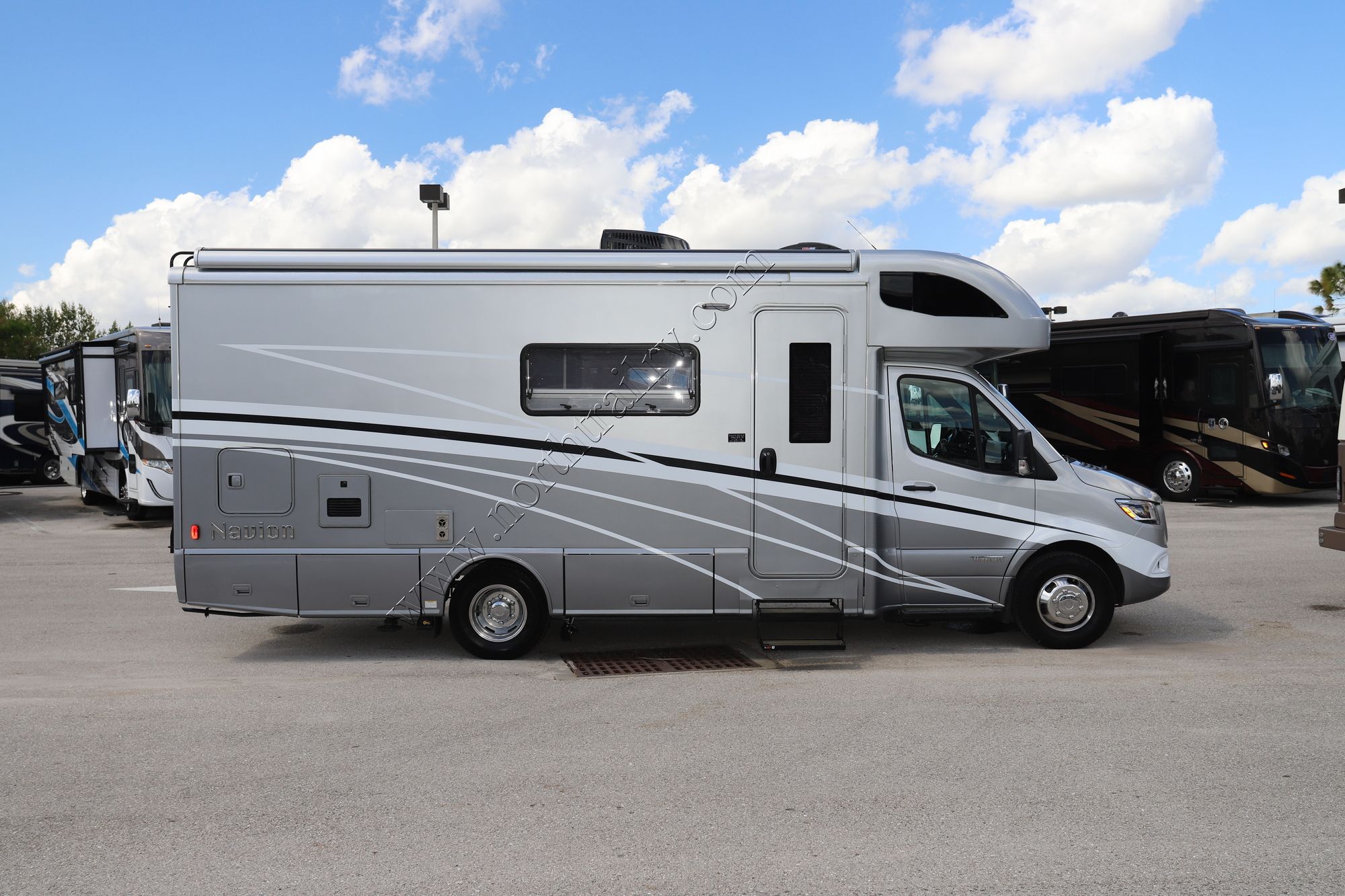 Used 2021 Winnebago Navion 24D Class C  For Sale