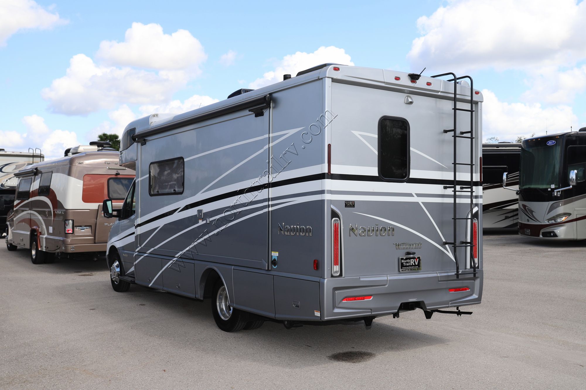 Used 2021 Winnebago Navion 24D Class C  For Sale