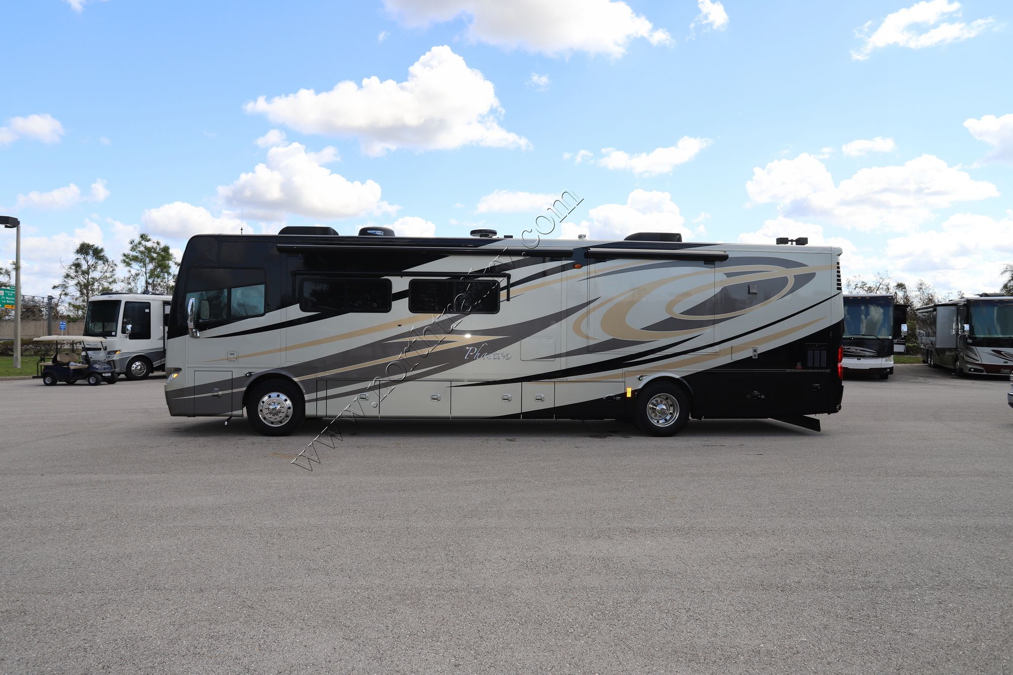 Used 2012 Tiffin Motor Homes Phaeton 40QBH Class A  For Sale