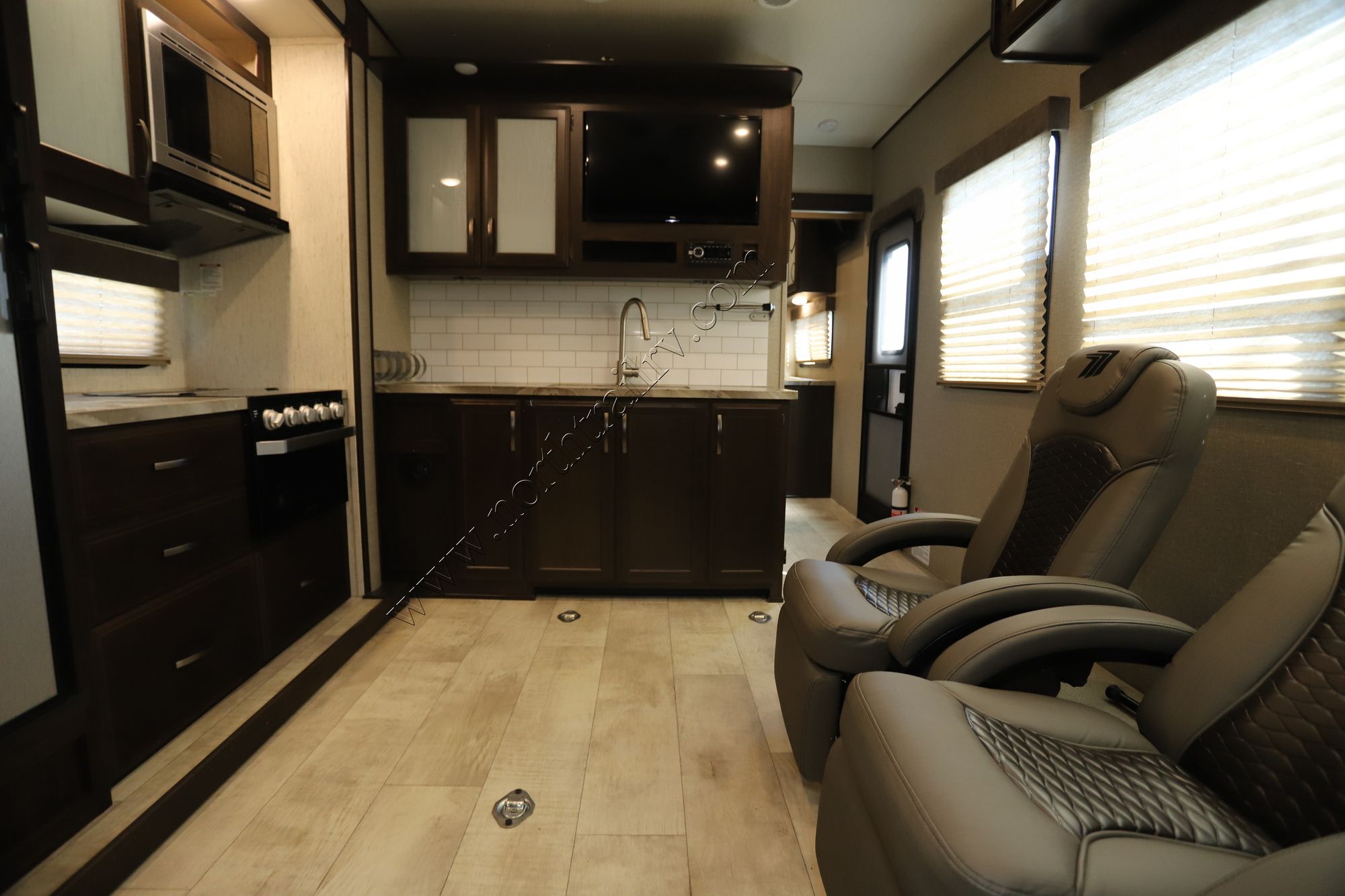 Used 2019 Grand Design Momentum 25G Travel Trailer  For Sale