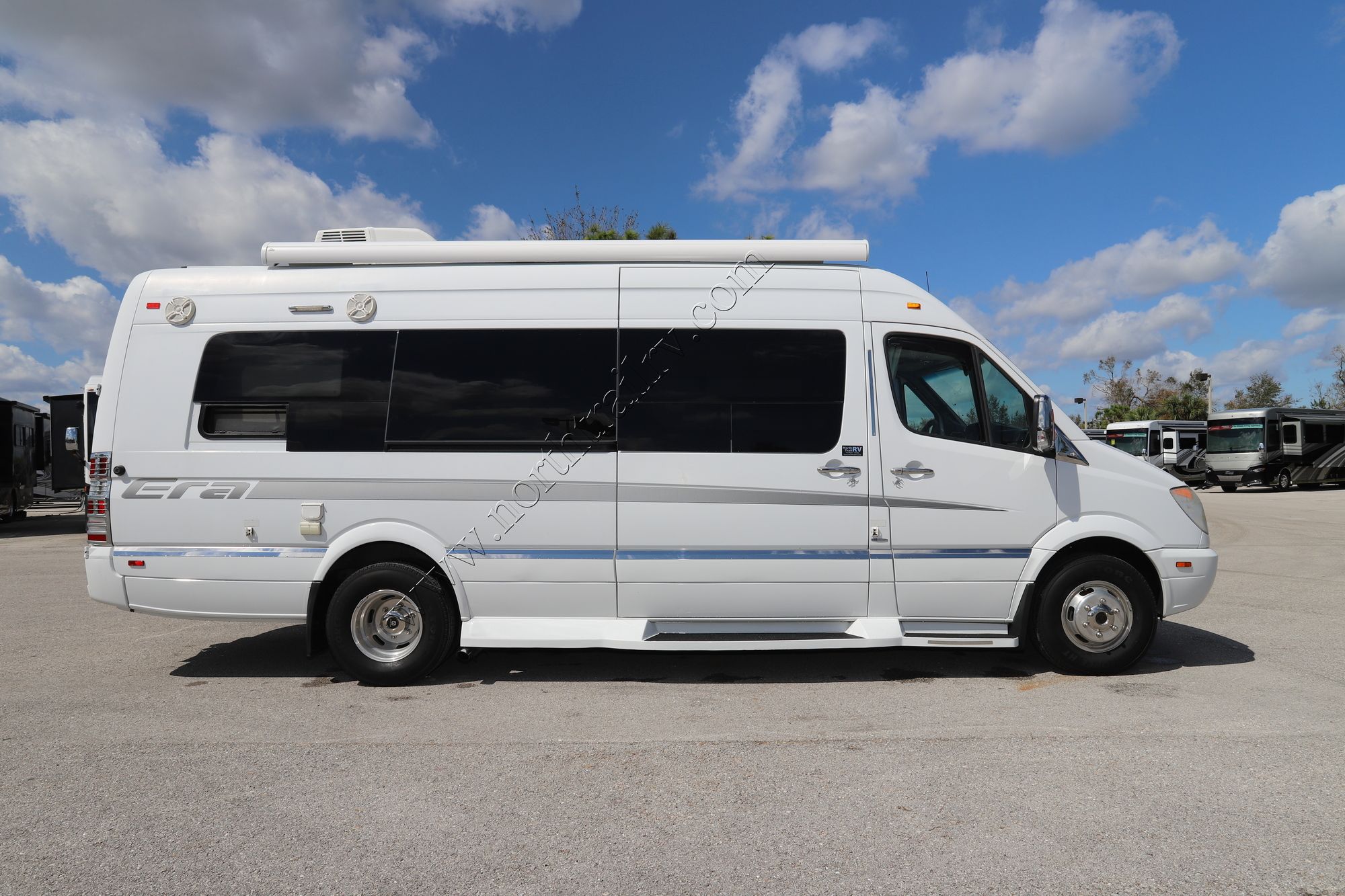 Used 2014 Winnebago Era 170X Class B  For Sale