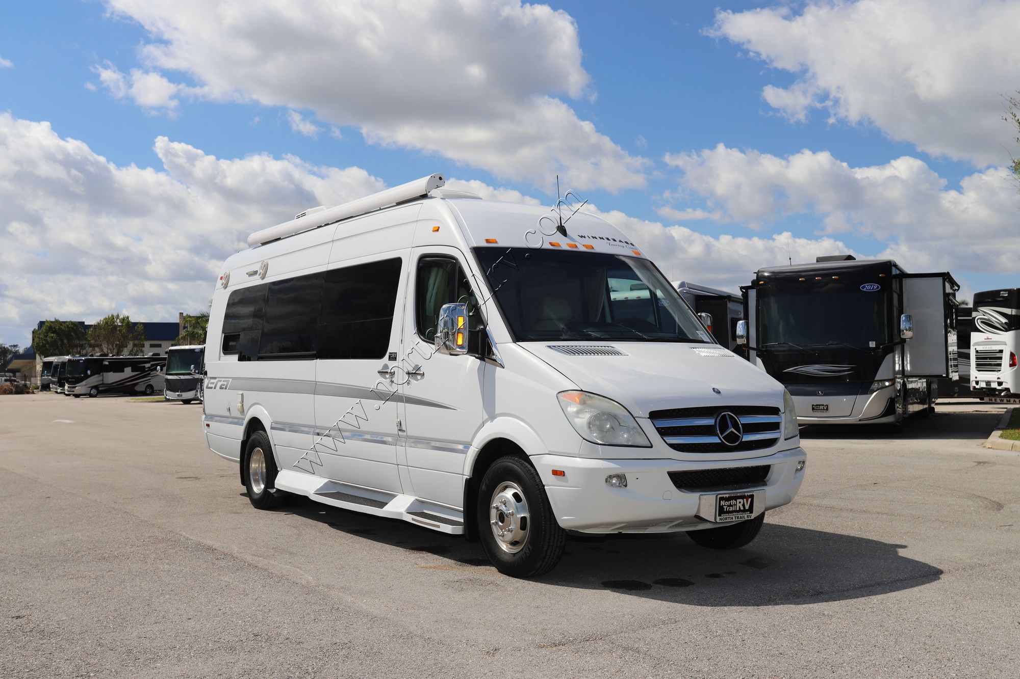 Used 2014 Winnebago Era 170X Class B  For Sale