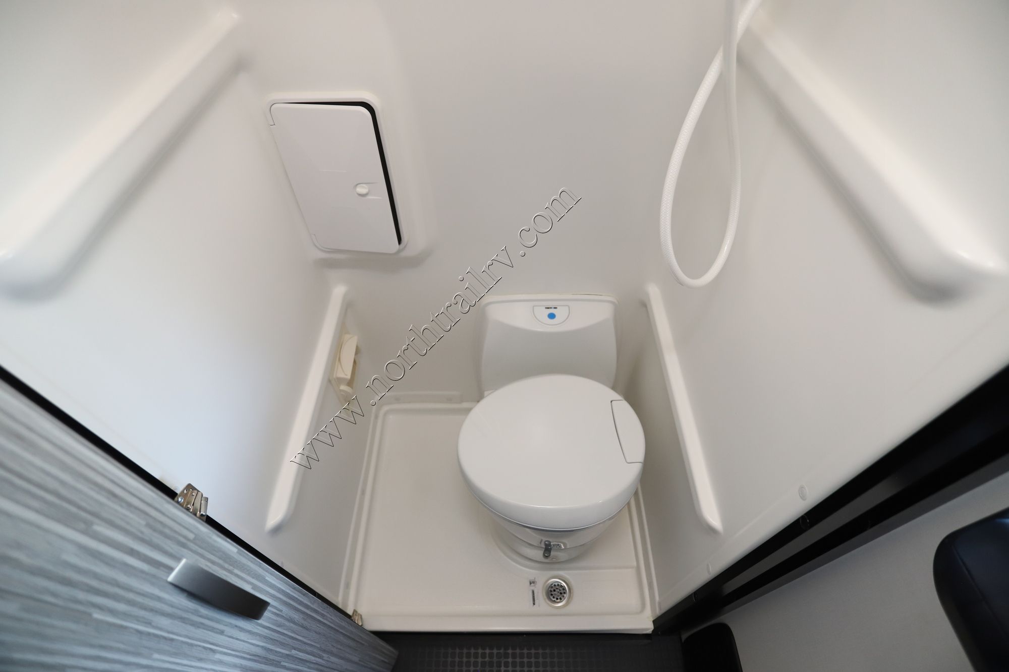 New 2022 Winnebago Revel 44E Class B  For Sale