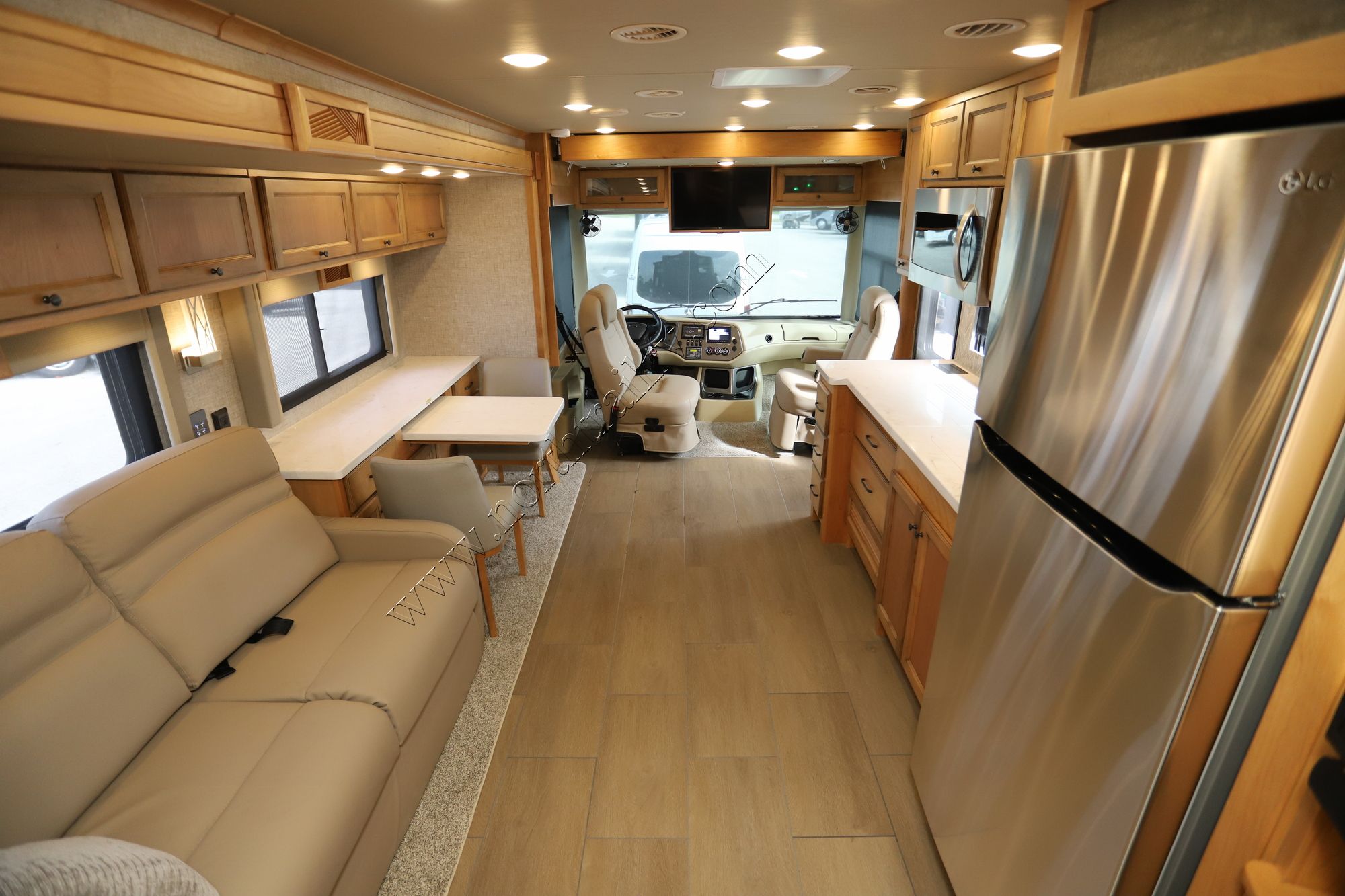 New 2023 Tiffin Motor Homes Allegro 36UA Class A  For Sale