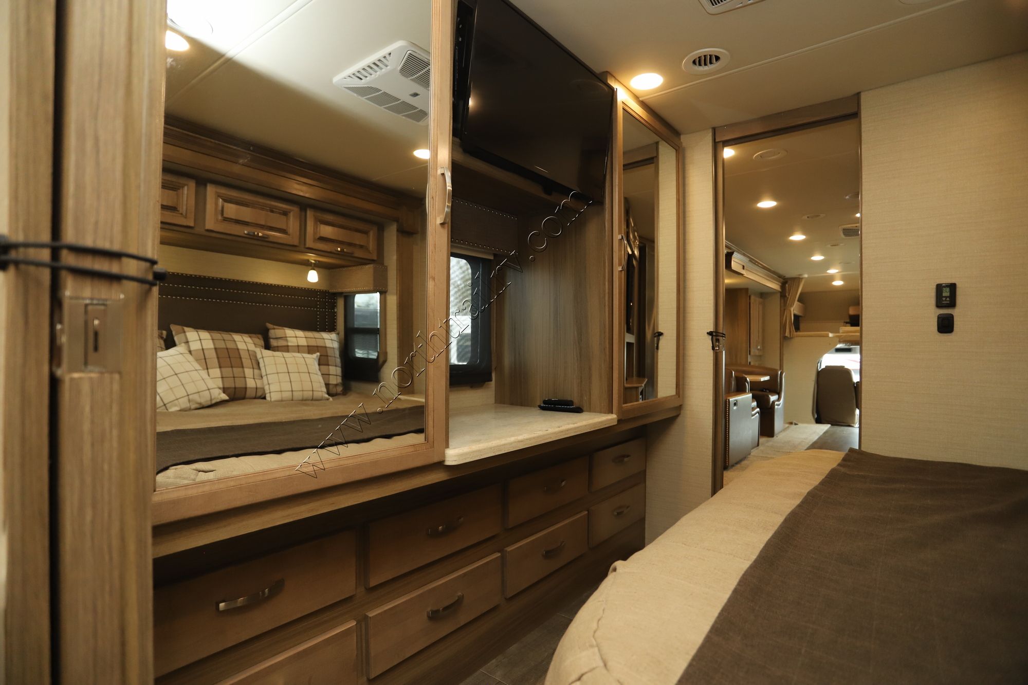 Used 2019 Jayco Seneca 37K Super C  For Sale