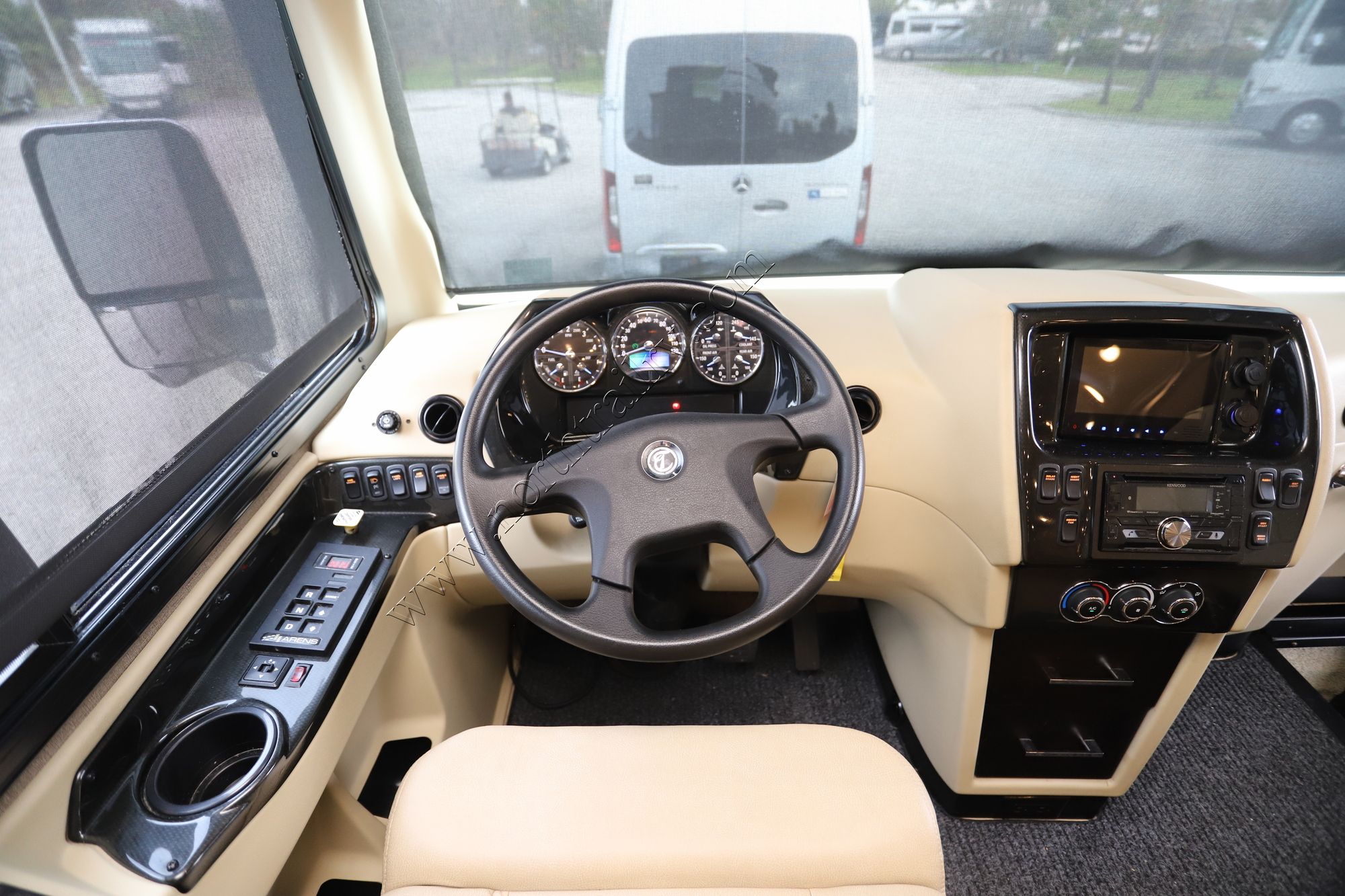 Used 2018 Tiffin Motor Homes Breeze 31BR Class A  For Sale