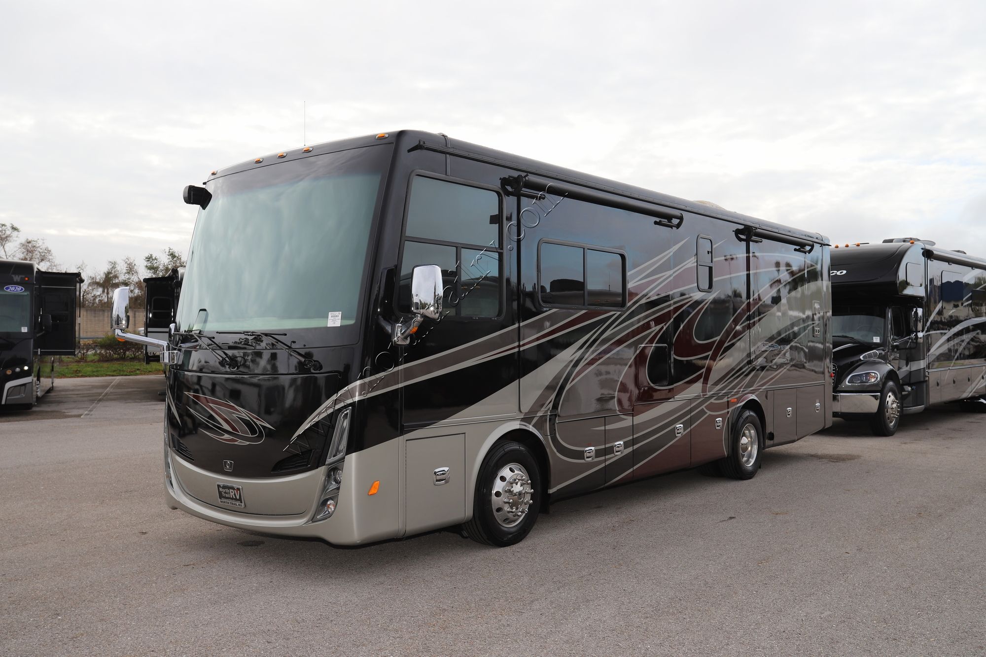 Used 2018 Tiffin Motor Homes Breeze 31BR Class A  For Sale