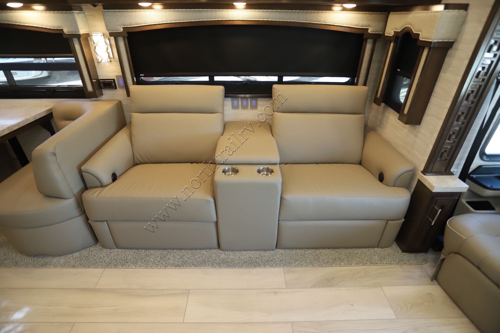 New 2023 Newmar Ventana 4369 Class A  For Sale