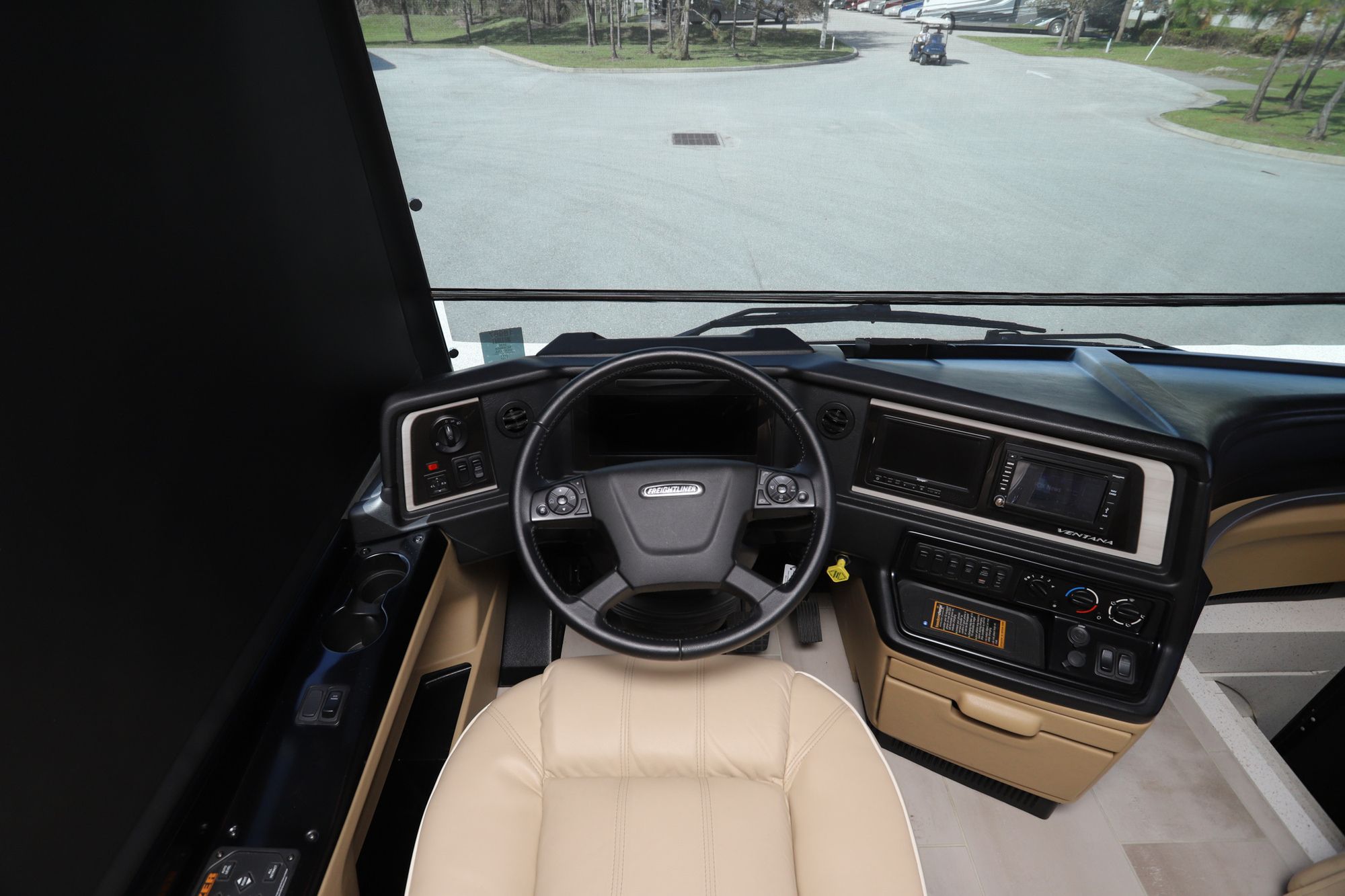 Used 2020 Newmar Ventana 3717 Class A  For Sale