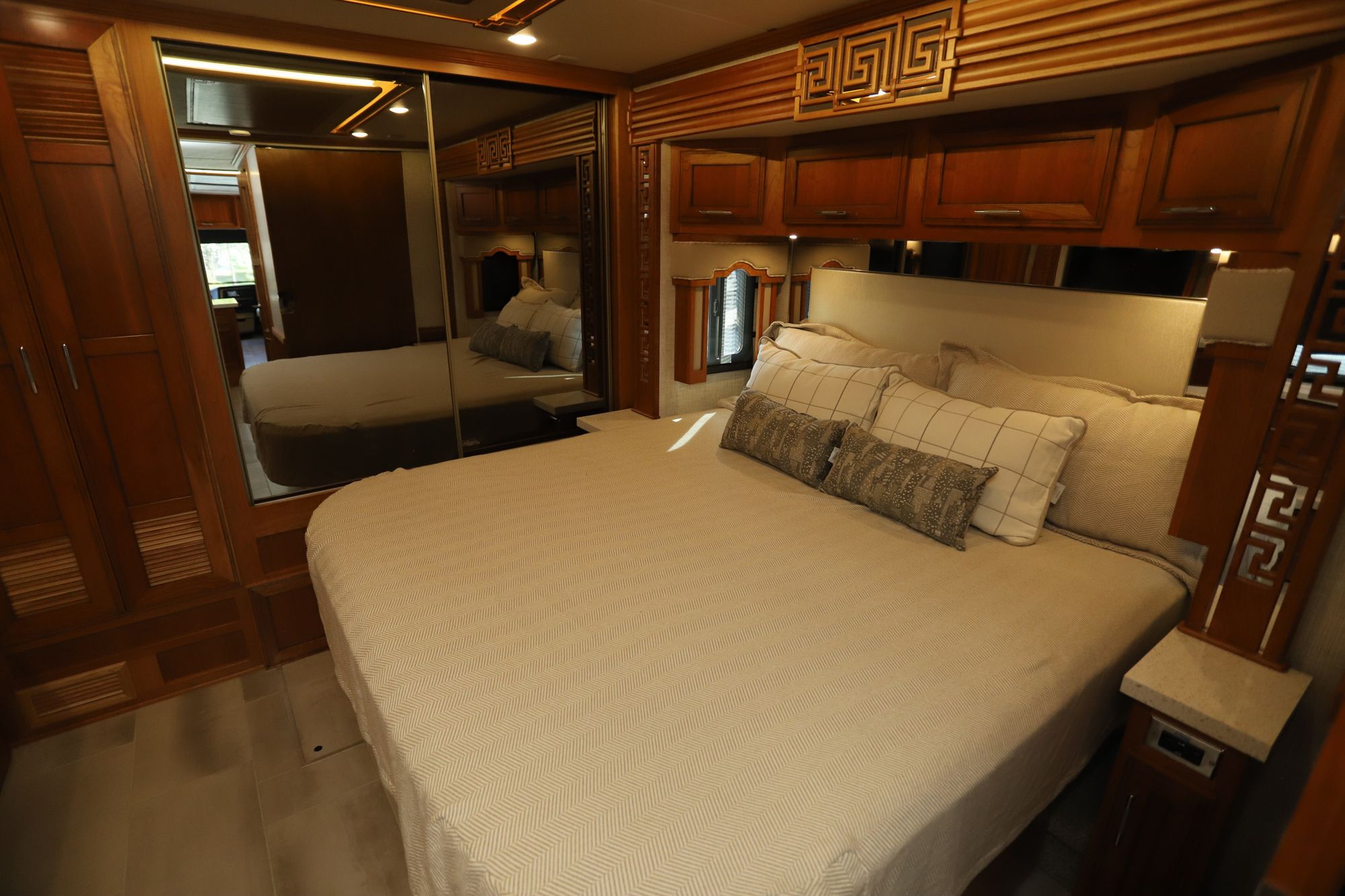 Used 2020 Newmar Ventana 3717 Class A  For Sale