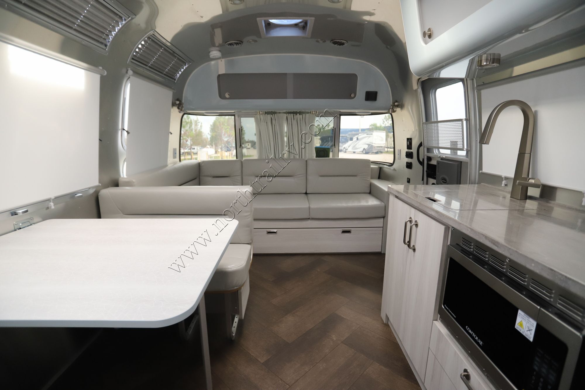 New 2023 Airstream International 30RB Travel Trailer  For Sale