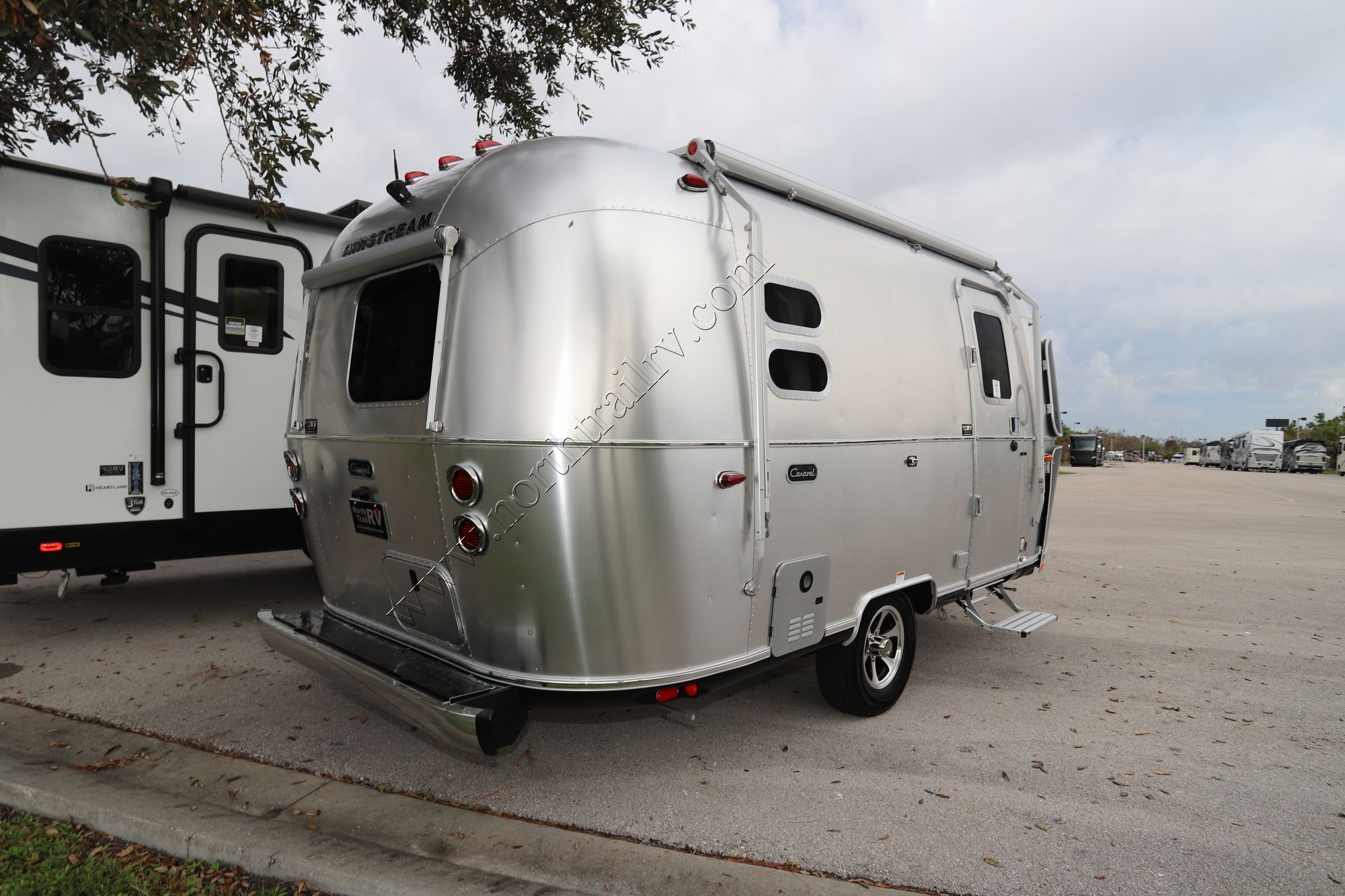 New 2023 Airstream Caravel 19CB Travel Trailer  For Sale