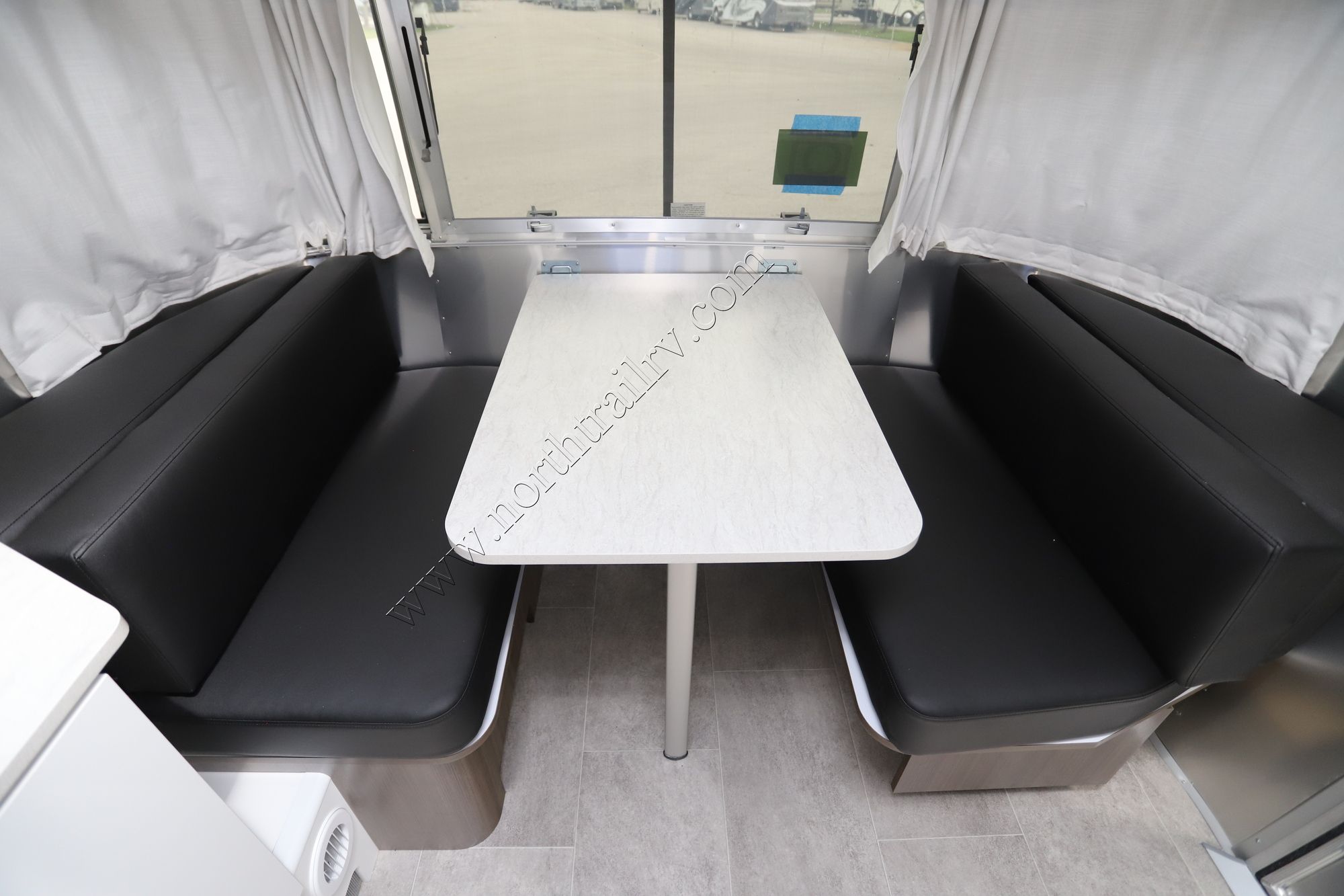 New 2023 Airstream Caravel 19CB Travel Trailer  For Sale