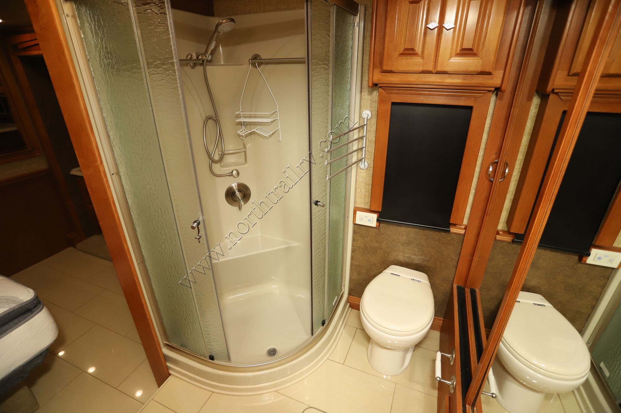 Used 2015 Tiffin Motor Homes Phaeton 40QBH Class A  For Sale