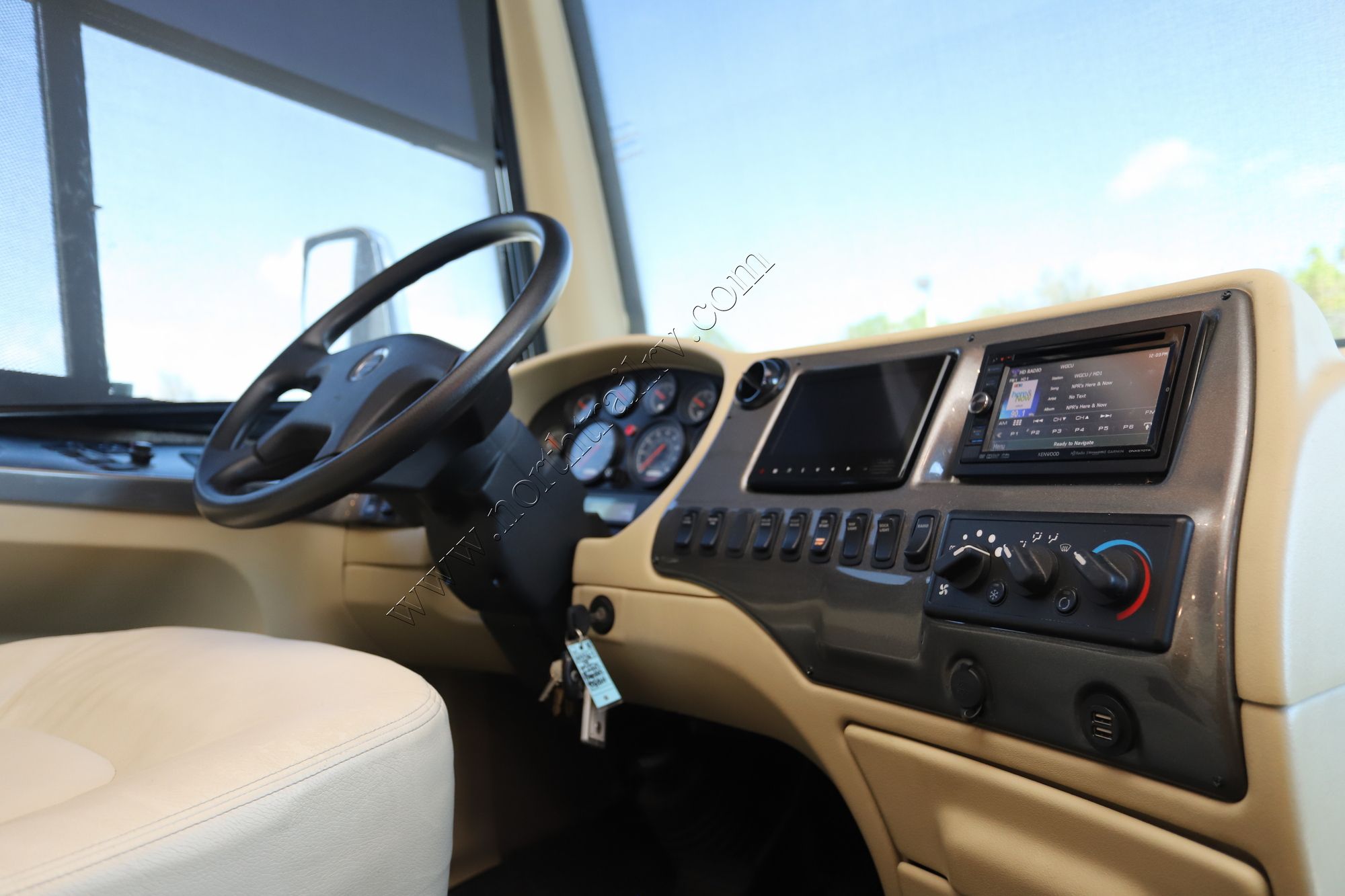 Used 2014 Tiffin Motor Homes Phaeton 40QBH Class A  For Sale