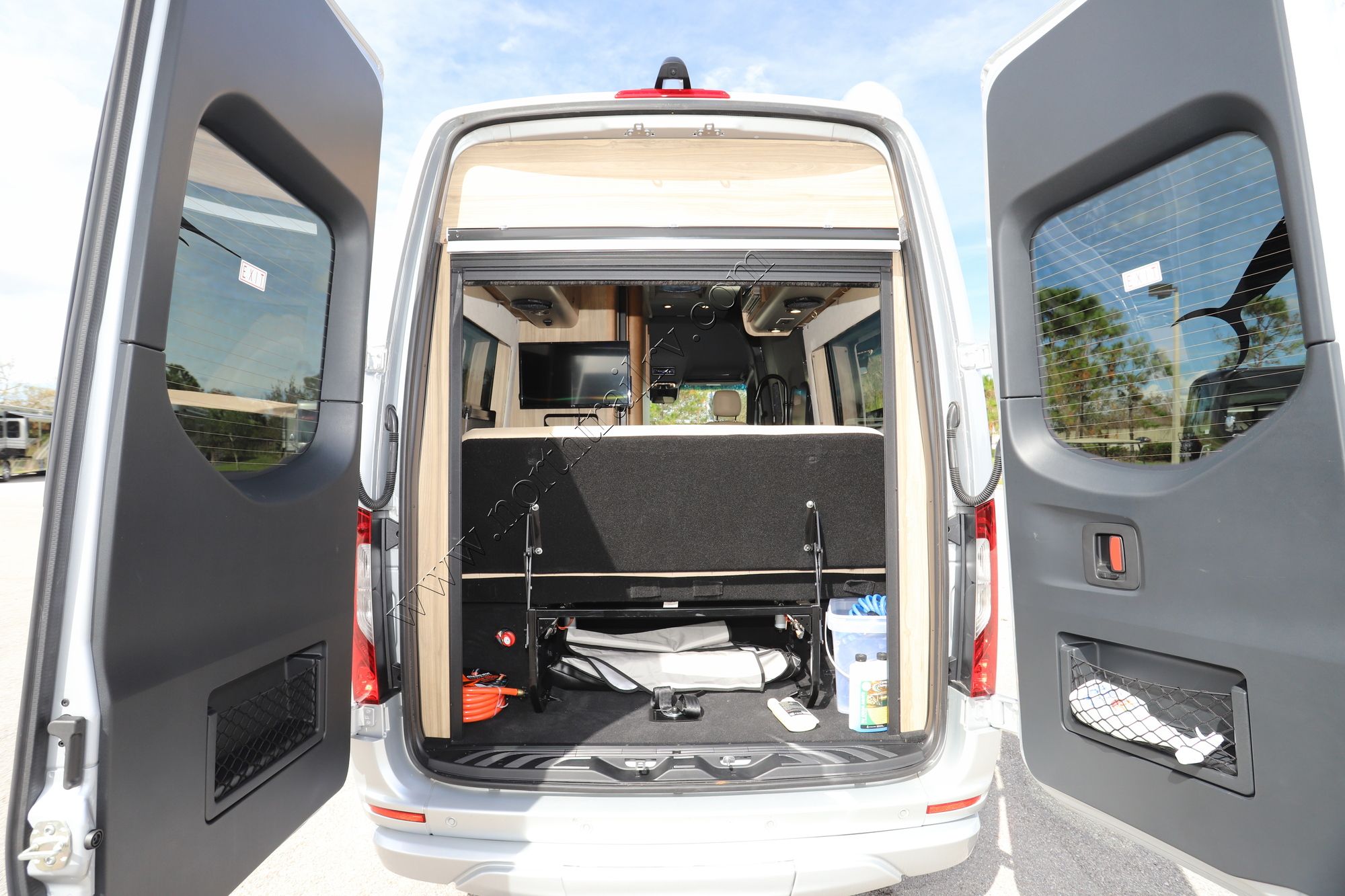Used 2021 Airstream Interstate 19 4X4 TB Class B  For Sale