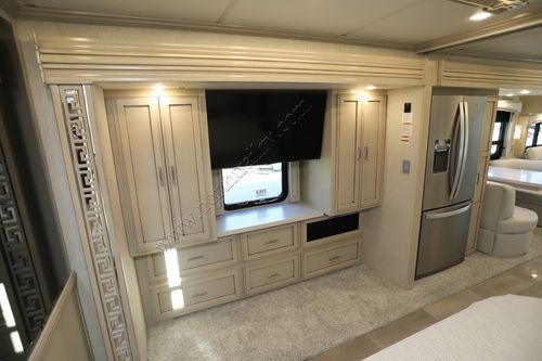 2023 Newmar Ventana 4037