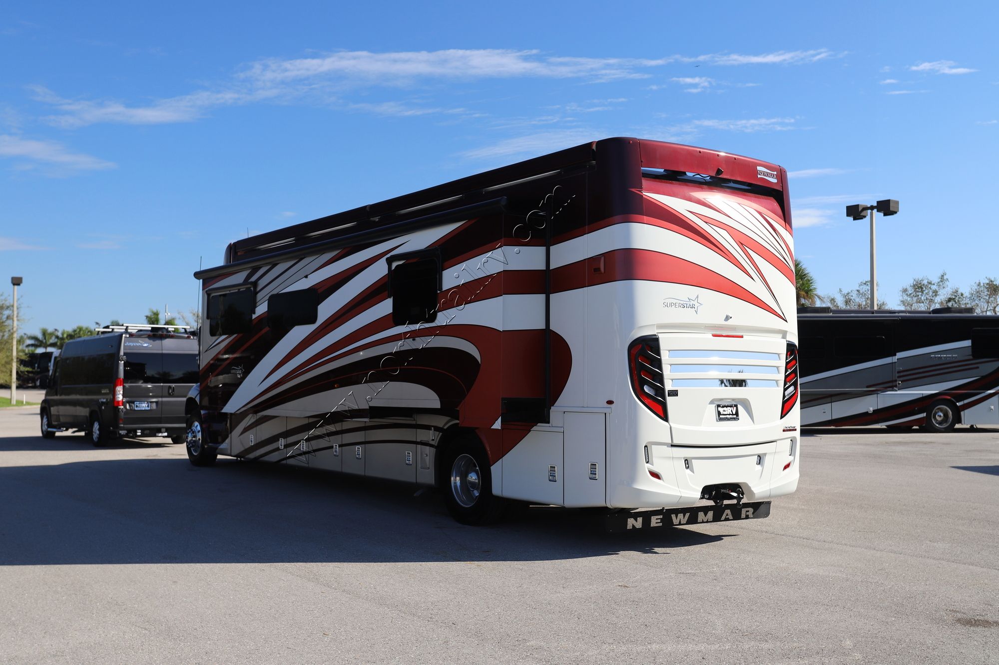 New 2022 Newmar Super Star 4061 Super C  For Sale