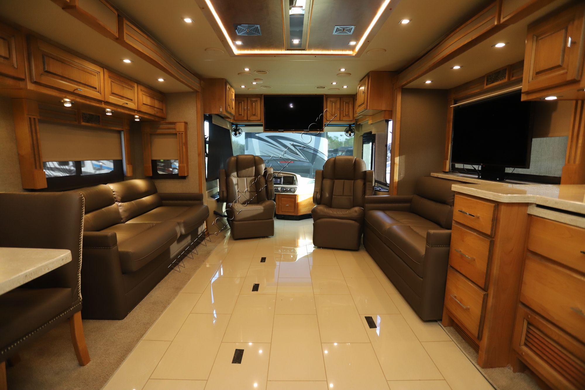 Used 2019 Tiffin Motor Homes Allegro Red 37BA Class A  For Sale