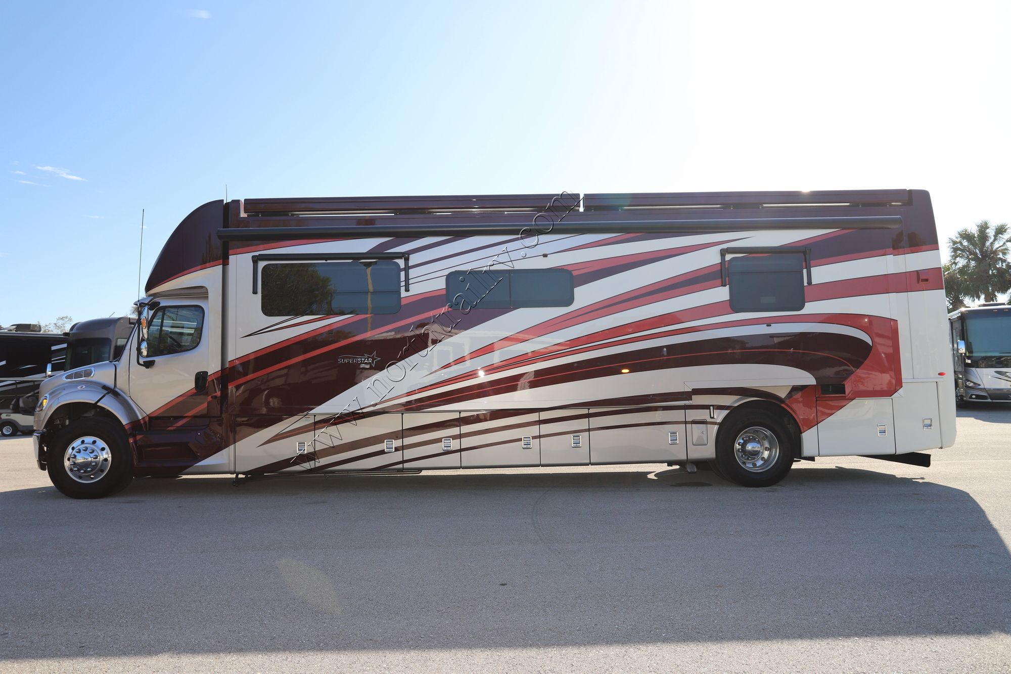 New 2022 Newmar Super Star 4061 Super C  For Sale