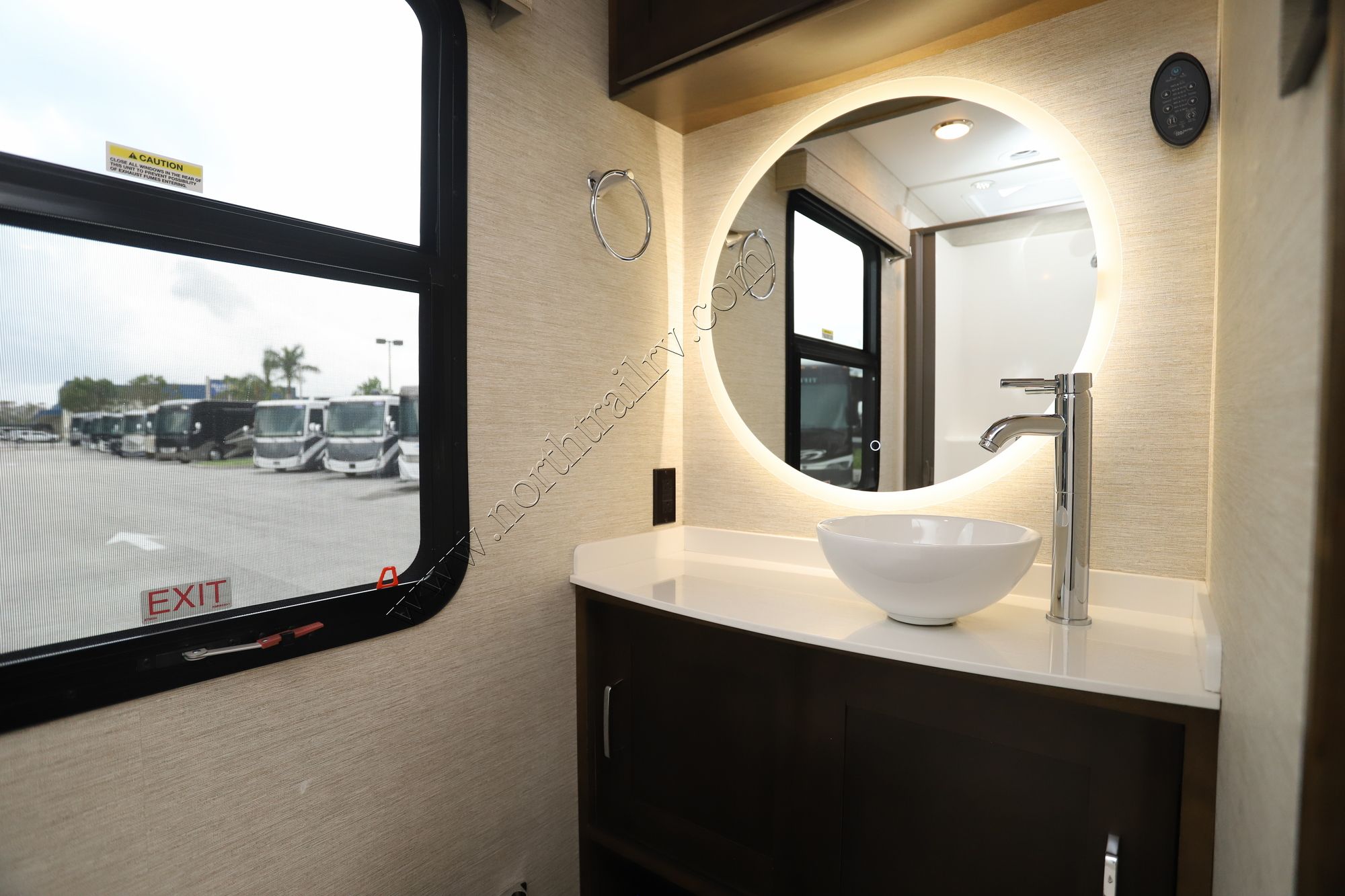 Used 2022 Tiffin Motor Homes Wayfarer 25RW Class C  For Sale