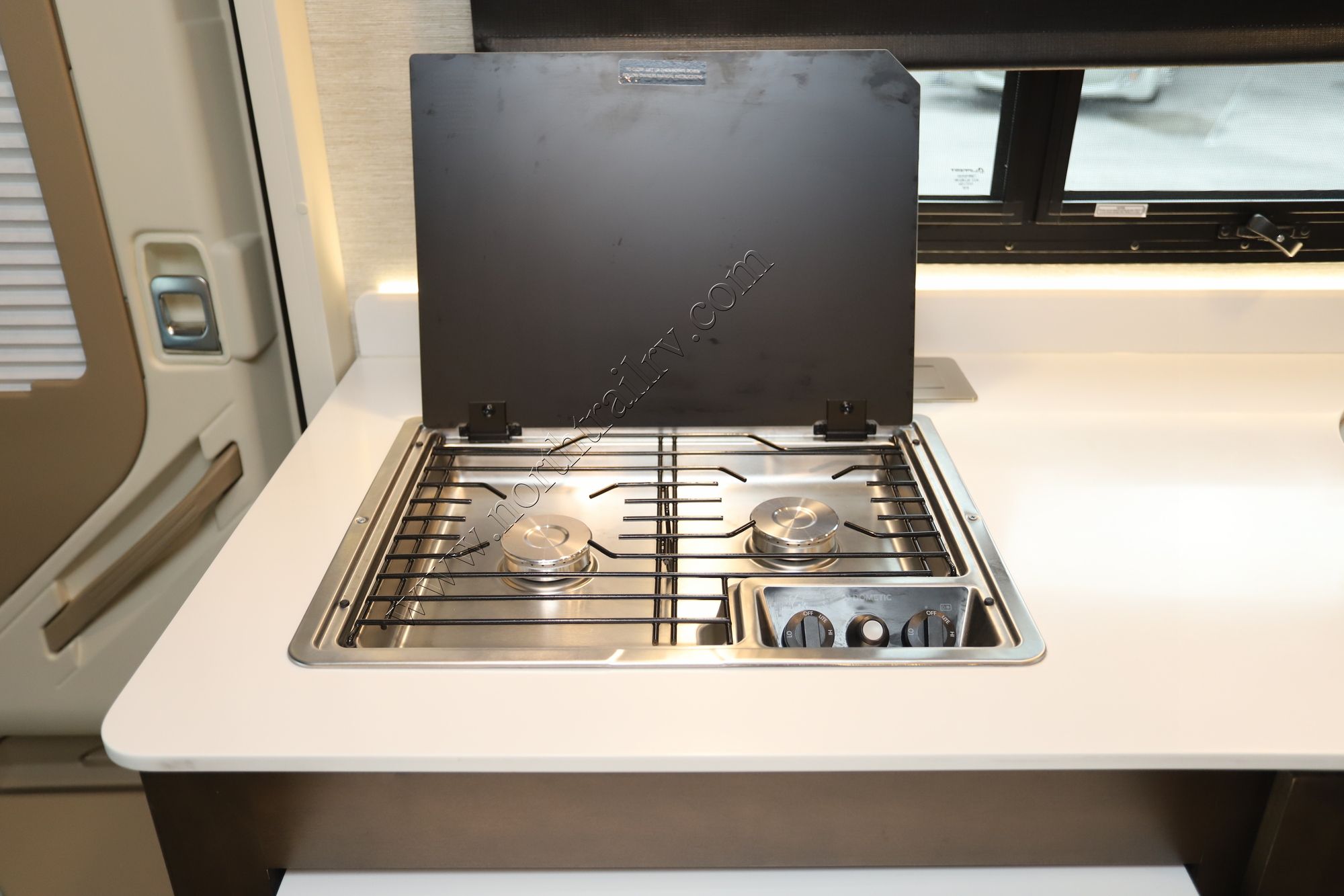 Used 2022 Tiffin Motor Homes Wayfarer 25RW Class C  For Sale